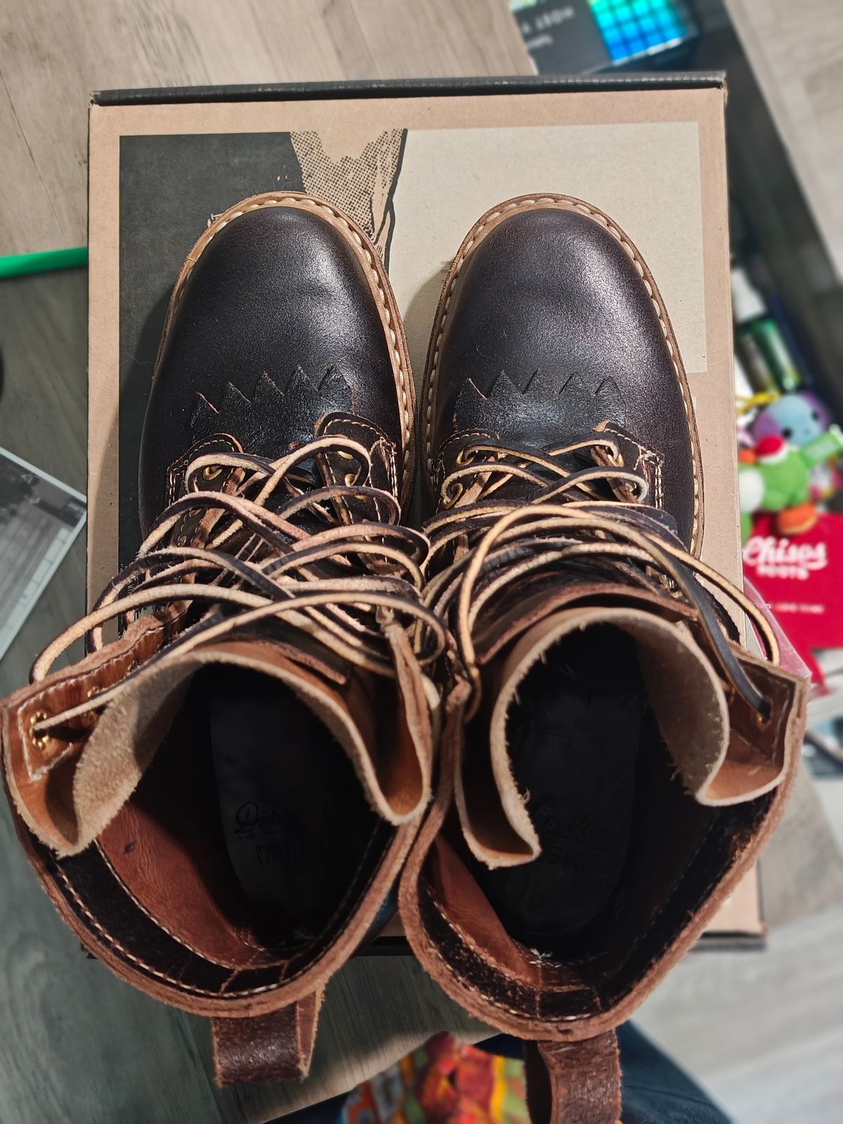 Photo by Hay_Deez on July 16, 2025 of the White's 350 Cruiser in Horween Brown Waxed Flesh.