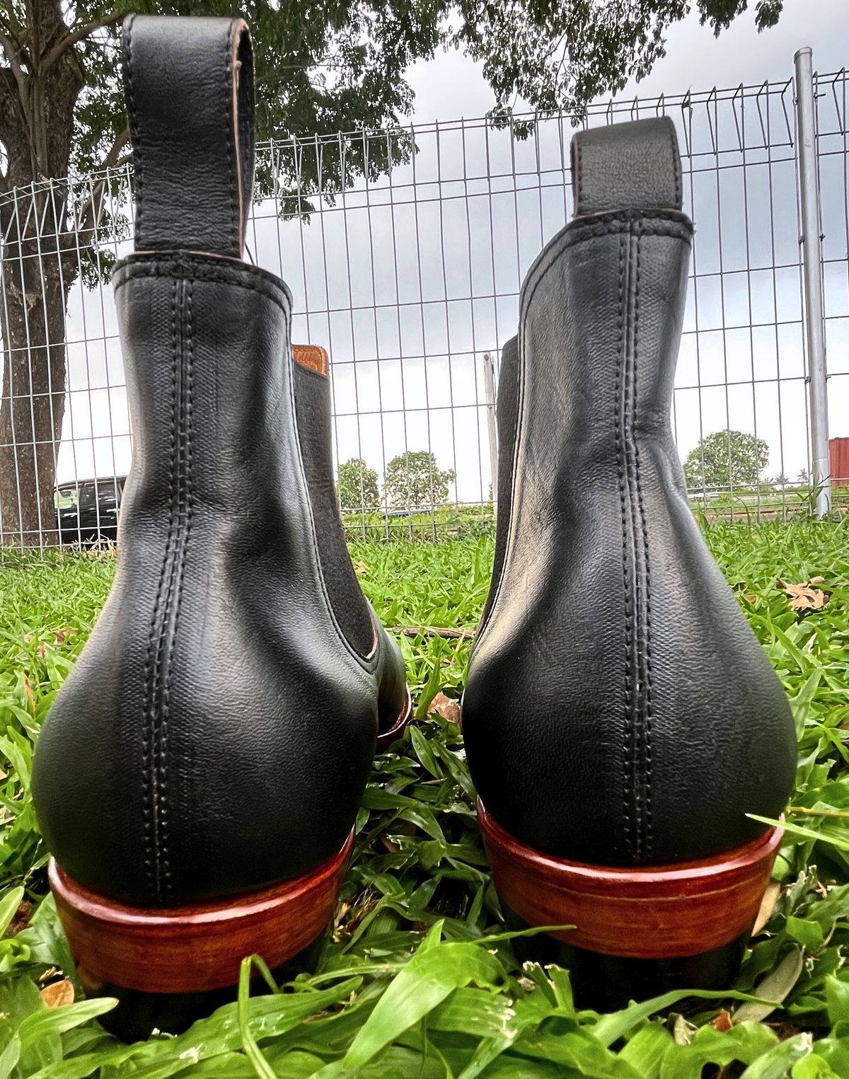 Photo by ArySaputra on September 21, 2025 of the Briselblack The Seventh Chelsea Boot in Shinki Black Teacore Horsebutt.