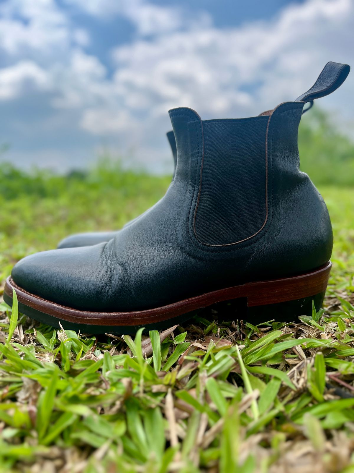 Photo by ArySaputra on November 1, 2025 of the Briselblack The Seventh Chelsea Boot in Shinki Black Teacore Horsebutt.