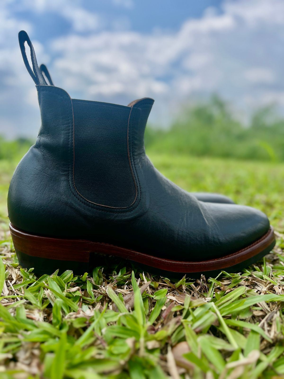 Photo by ArySaputra on November 1, 2025 of the Briselblack The Seventh Chelsea Boot in Shinki Black Teacore Horsebutt.