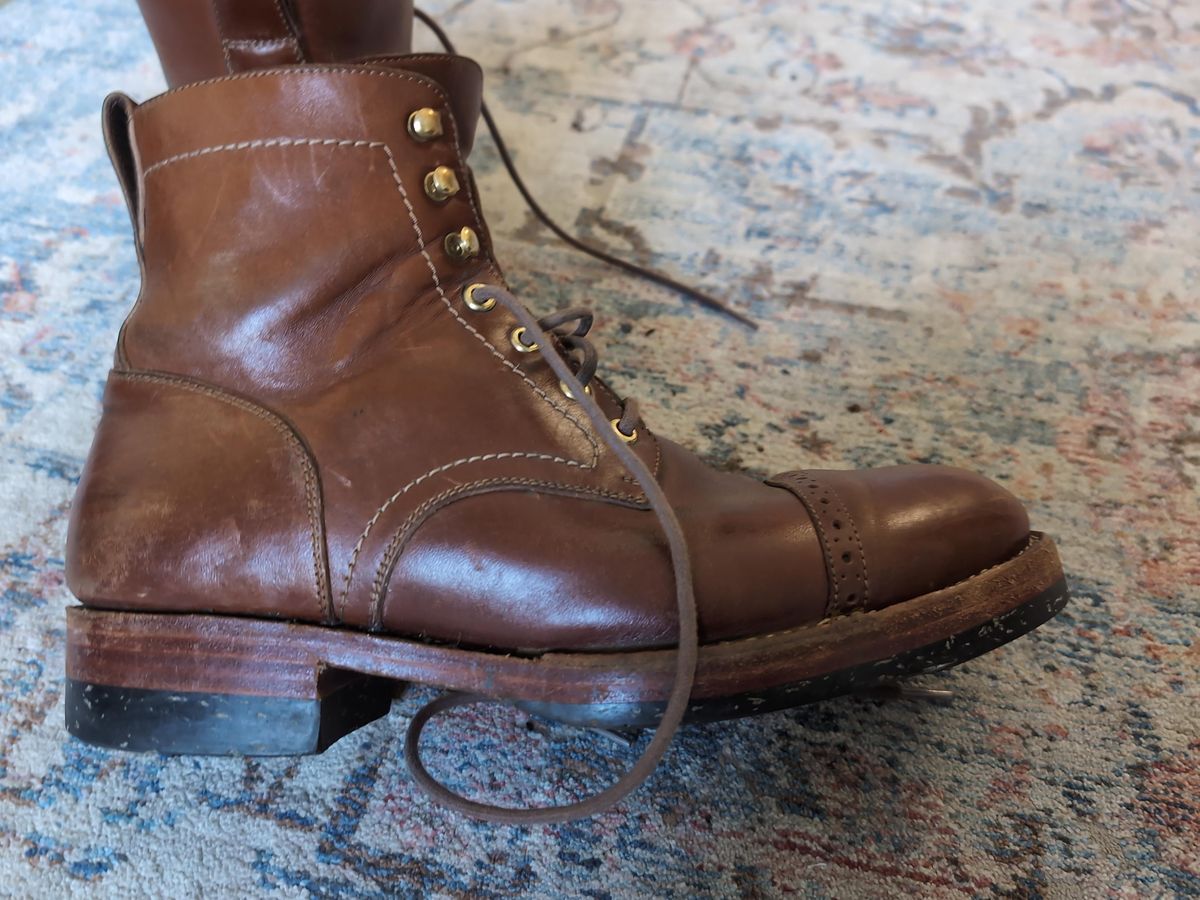 Photo by sam_enough on September 7, 2025 of the Blkbrd Shoemaker Blkbrd Shoemaker/Luchador-Z Service Boot in Maryam Toscanello Horsebutt.