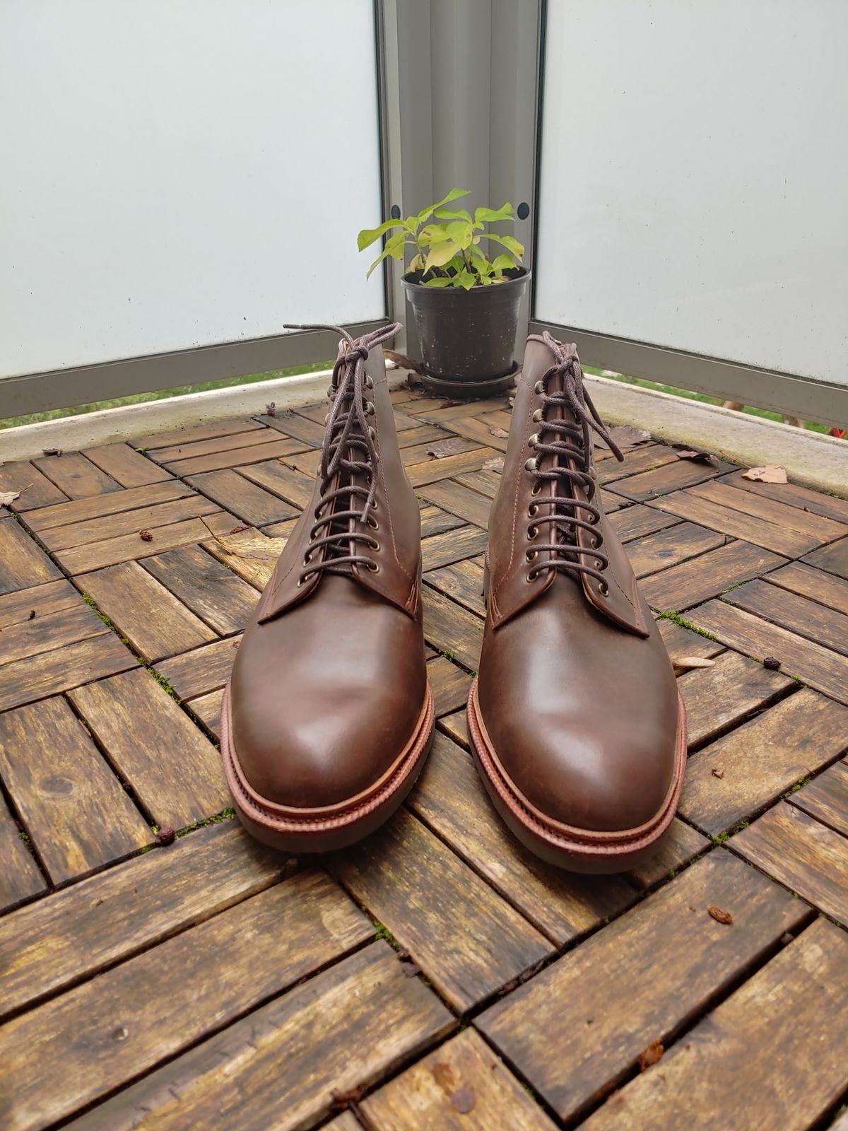 Photo by brunizam on October 1, 2022 of the Meermin Service Boot in Rust Waxy Calf.