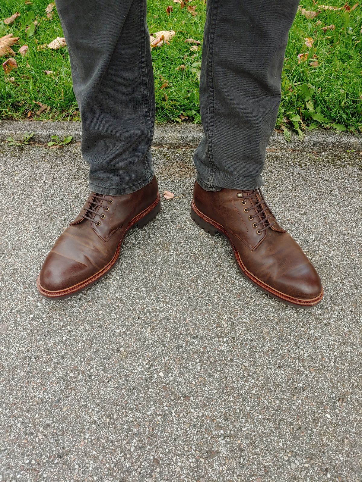 Photo by brunizam on October 6, 2022 of the Meermin Service Boot in Rust Waxy Calf.