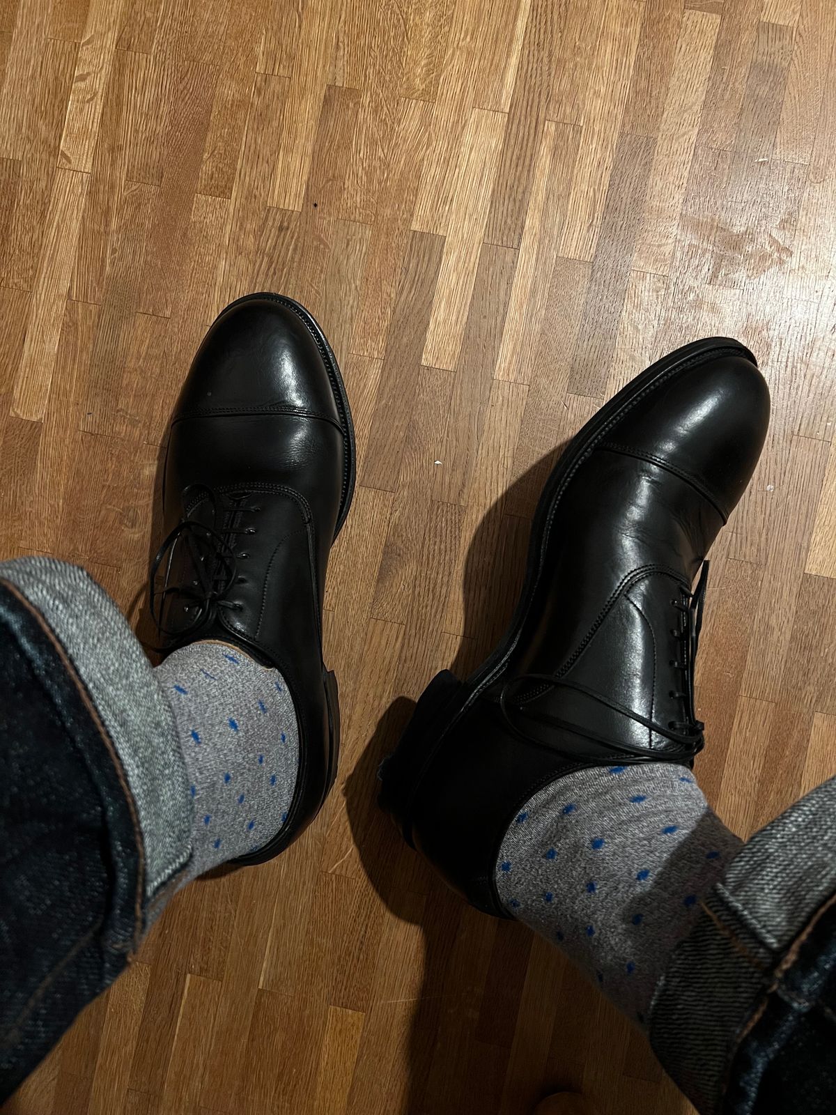 Photo by brunizam on January 18, 2024 of the Viberg Bastion Oxford in Comipel Black Horsebutt.