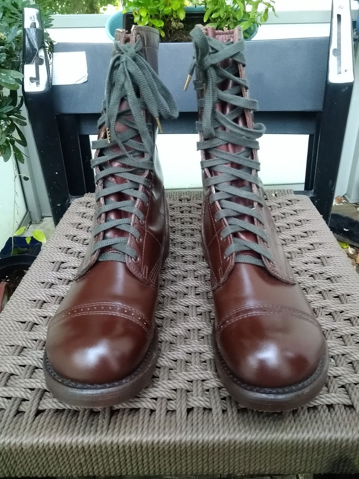 Photo by brunizam on October 1, 2023 of the Corcoran CV1511 in Performance "Spit Shine-able" leather.