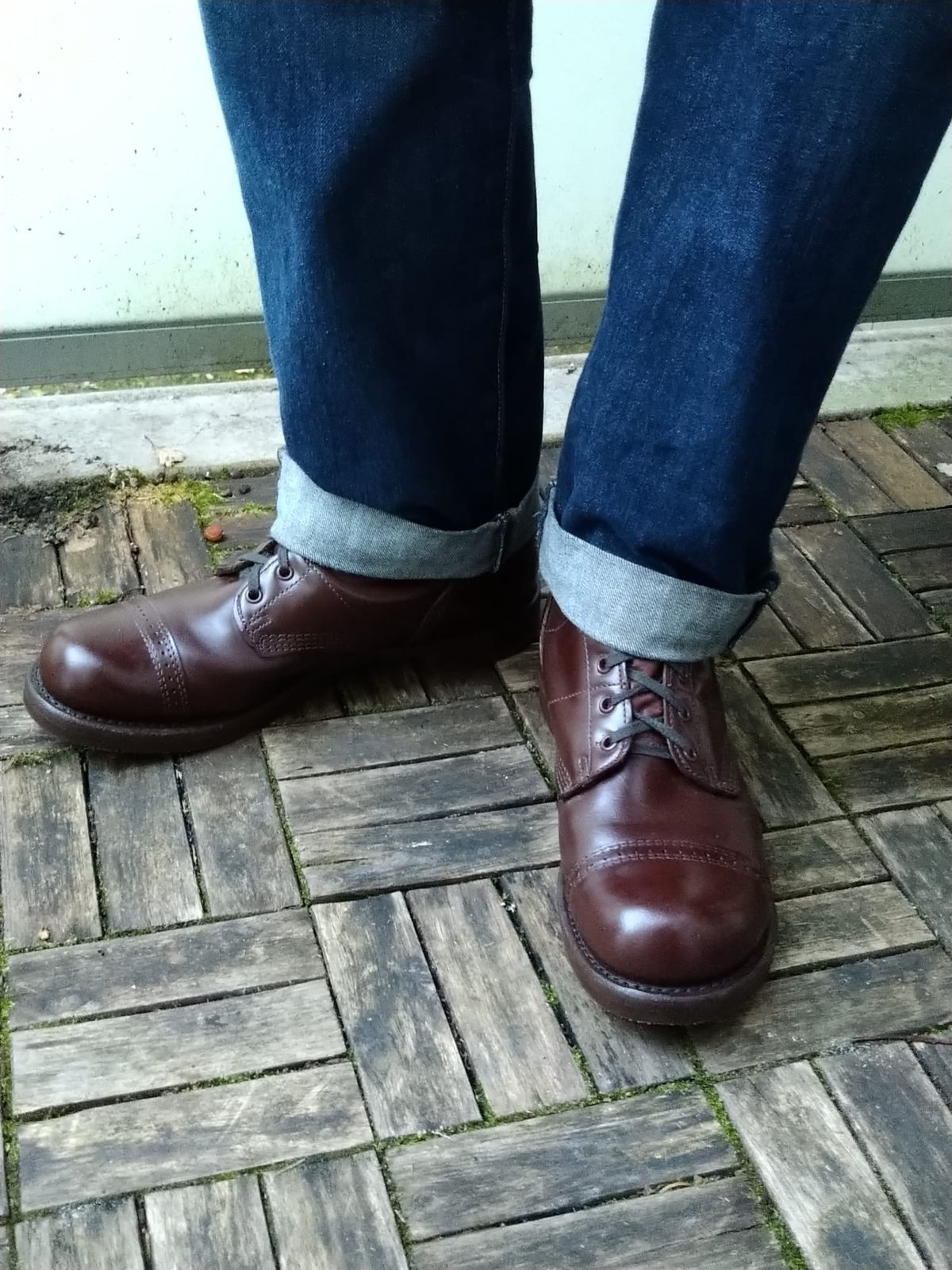 Photo by brunizam on October 2, 2023 of the Corcoran CV1511 in Performance "Spit Shine-able" leather.