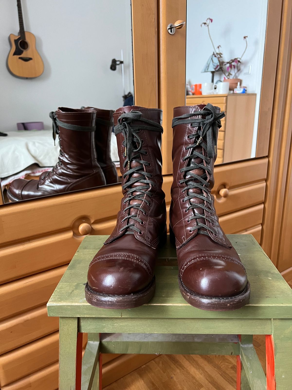 Photo by brunizam on December 2, 2023 of the Corcoran CV1511 in Performance "Spit Shine-able" leather.