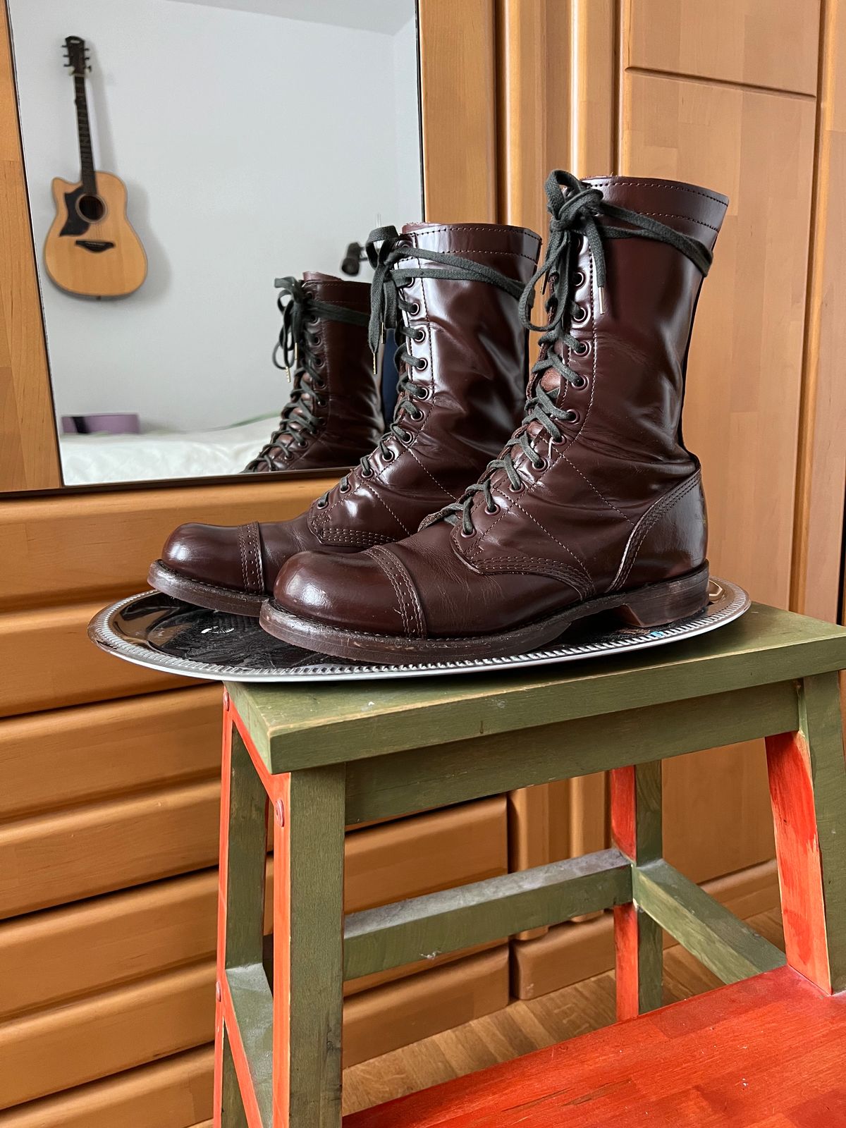 Photo by brunizam on December 2, 2023 of the Corcoran CV1511 in Performance "Spit Shine-able" leather.
