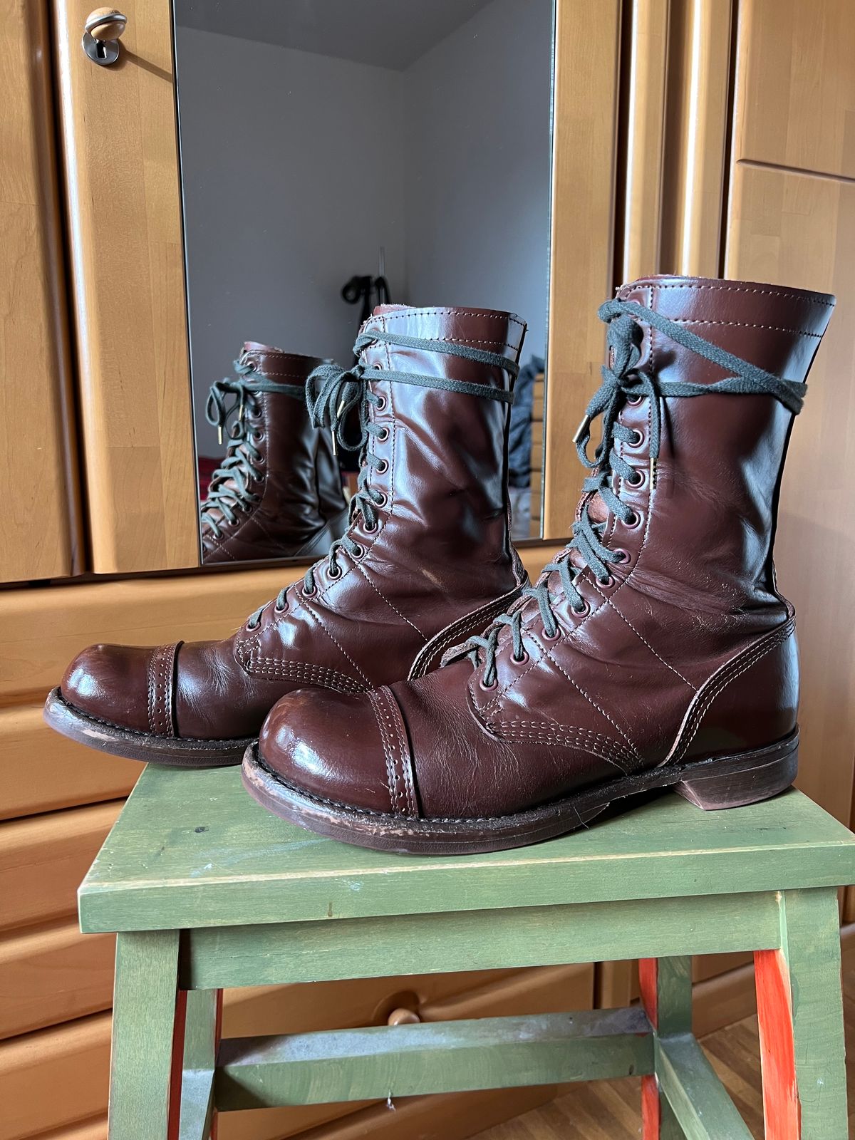 Photo by brunizam on January 3, 2024 of the Corcoran CV1511 in Performance "Spit Shine-able" leather.