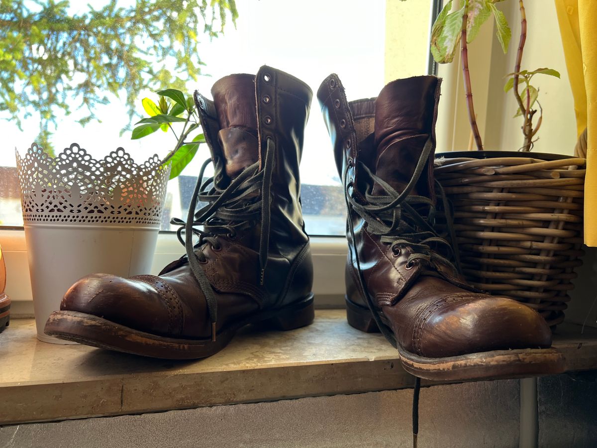 Photo by brunizam on February 25, 2024 of the Corcoran CV1511 in Performance "Spit Shine-able" leather.