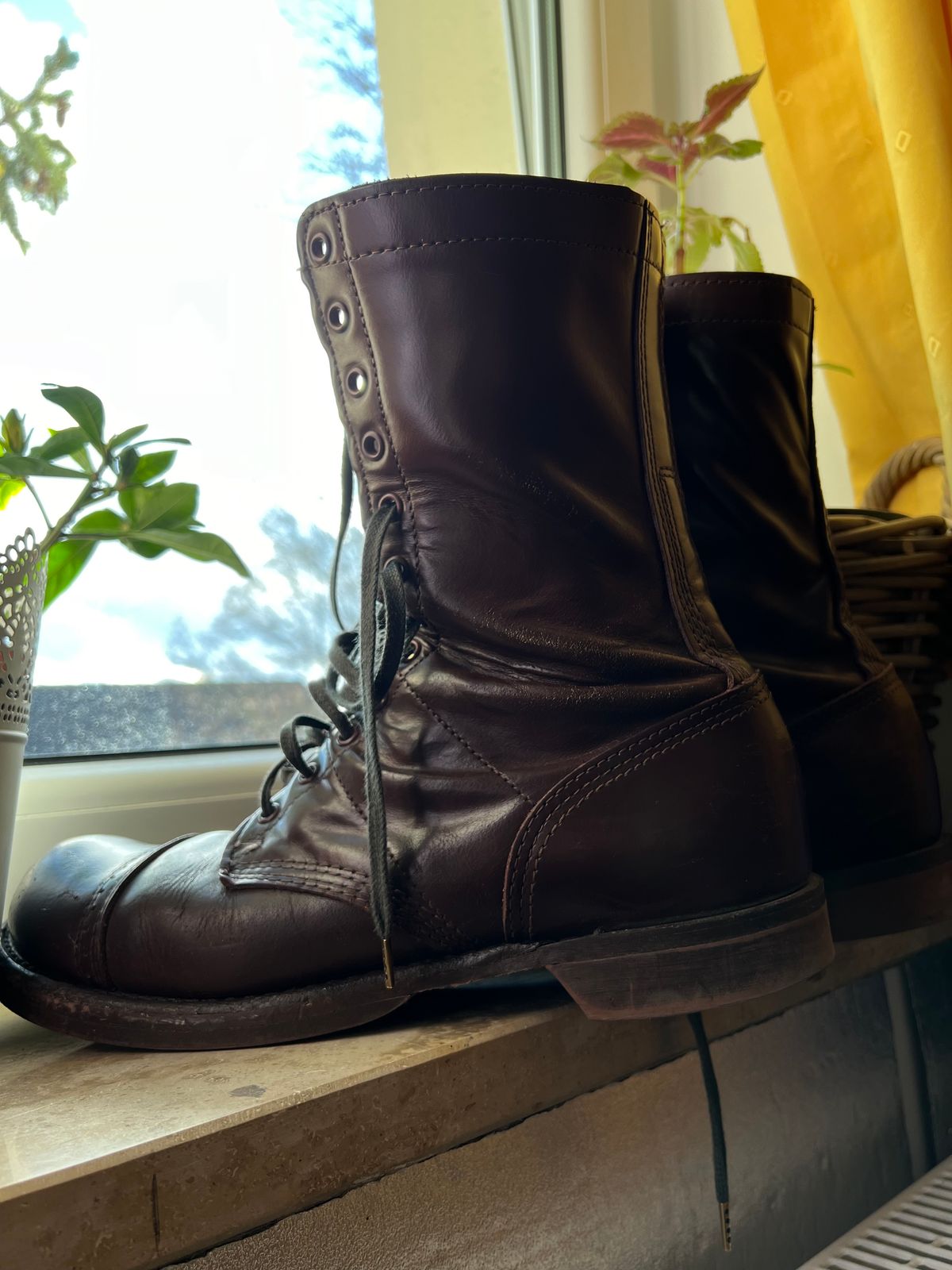Photo by brunizam on February 25, 2024 of the Corcoran CV1511 in Performance "Spit Shine-able" leather.
