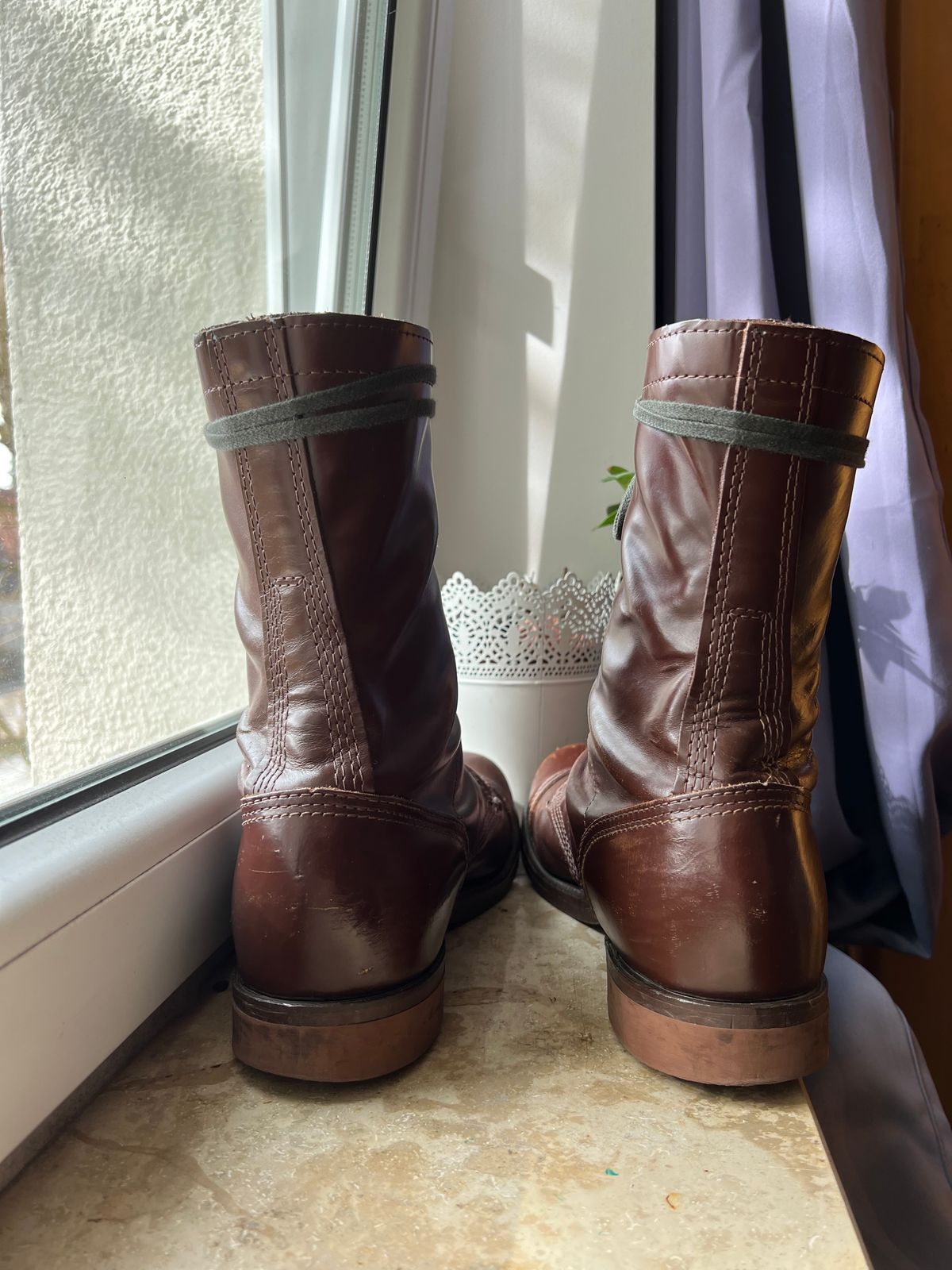 Photo by brunizam on March 2, 2024 of the Corcoran CV1511 in Performance "Spit Shine-able" leather.