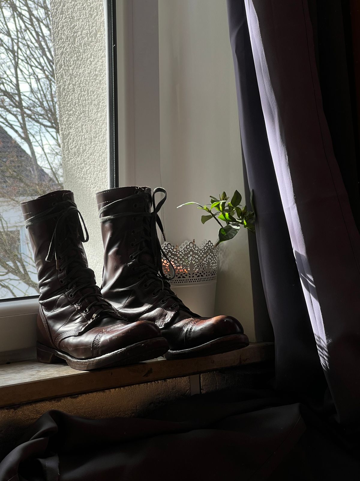 Photo by brunizam on March 2, 2024 of the Corcoran CV1511 in Performance "Spit Shine-able" leather.