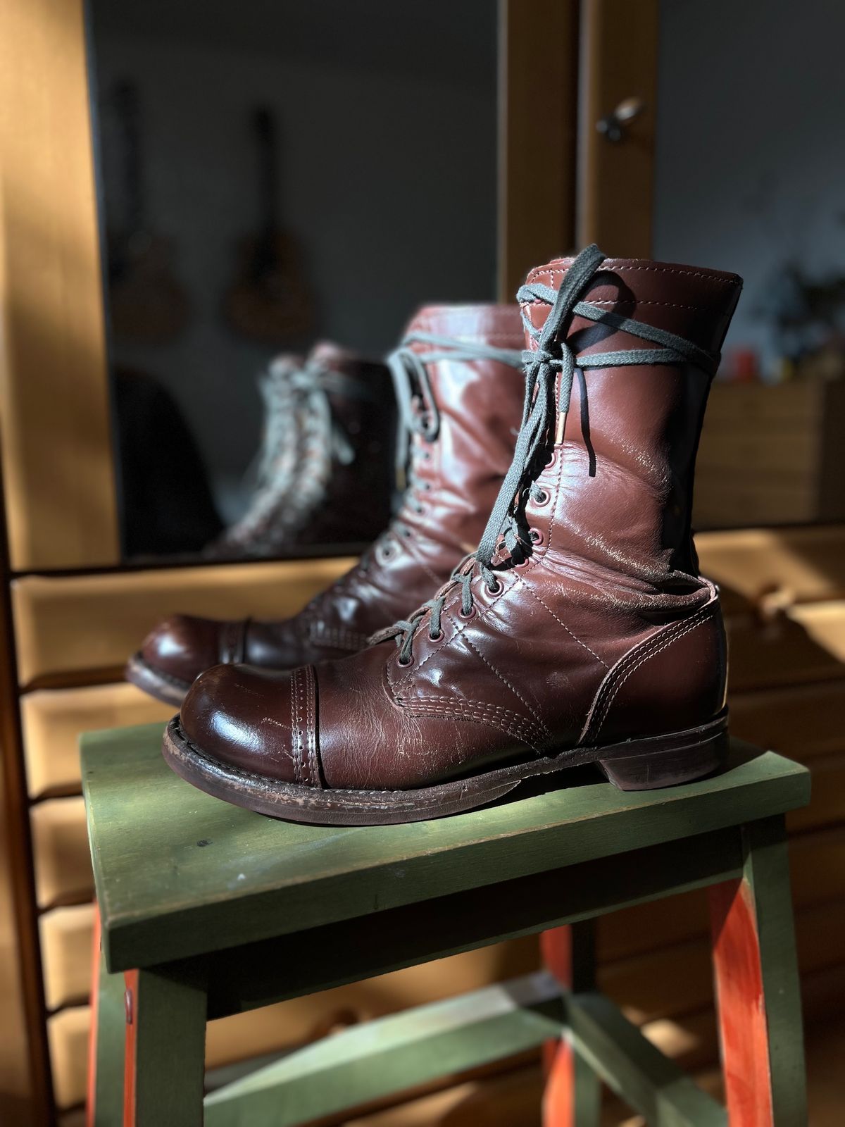 Photo by brunizam on March 2, 2024 of the Corcoran CV1511 in Performance "Spit Shine-able" leather.