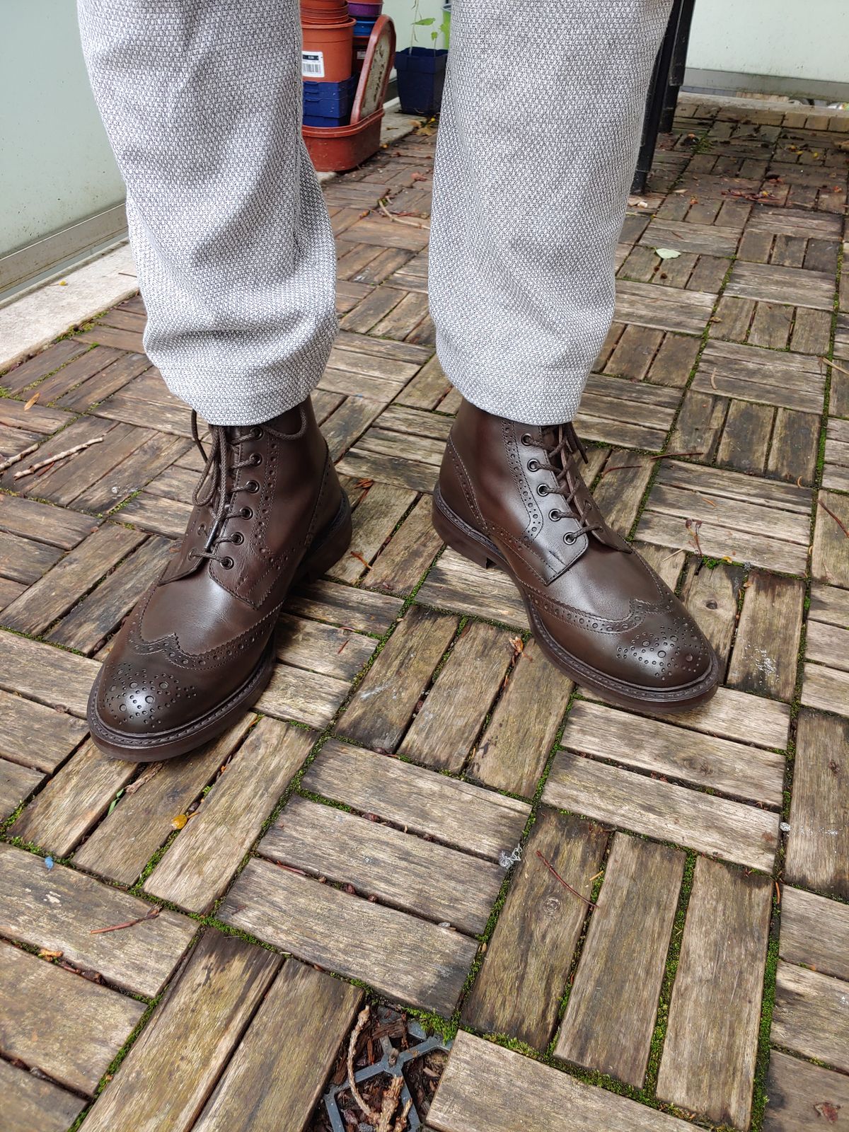 Photo by brunizam on July 28, 2023 of the Tricker's Stow Country Boot in Espresso Burnished Calf.