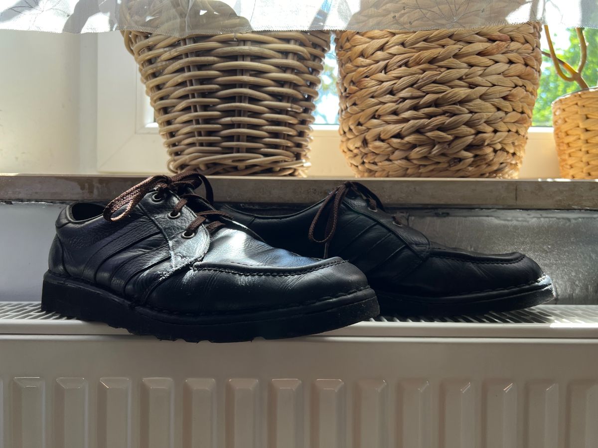 Photo by brunizam on May 10, 2024 of the Sloga Unknown Model in Unknown Leather.