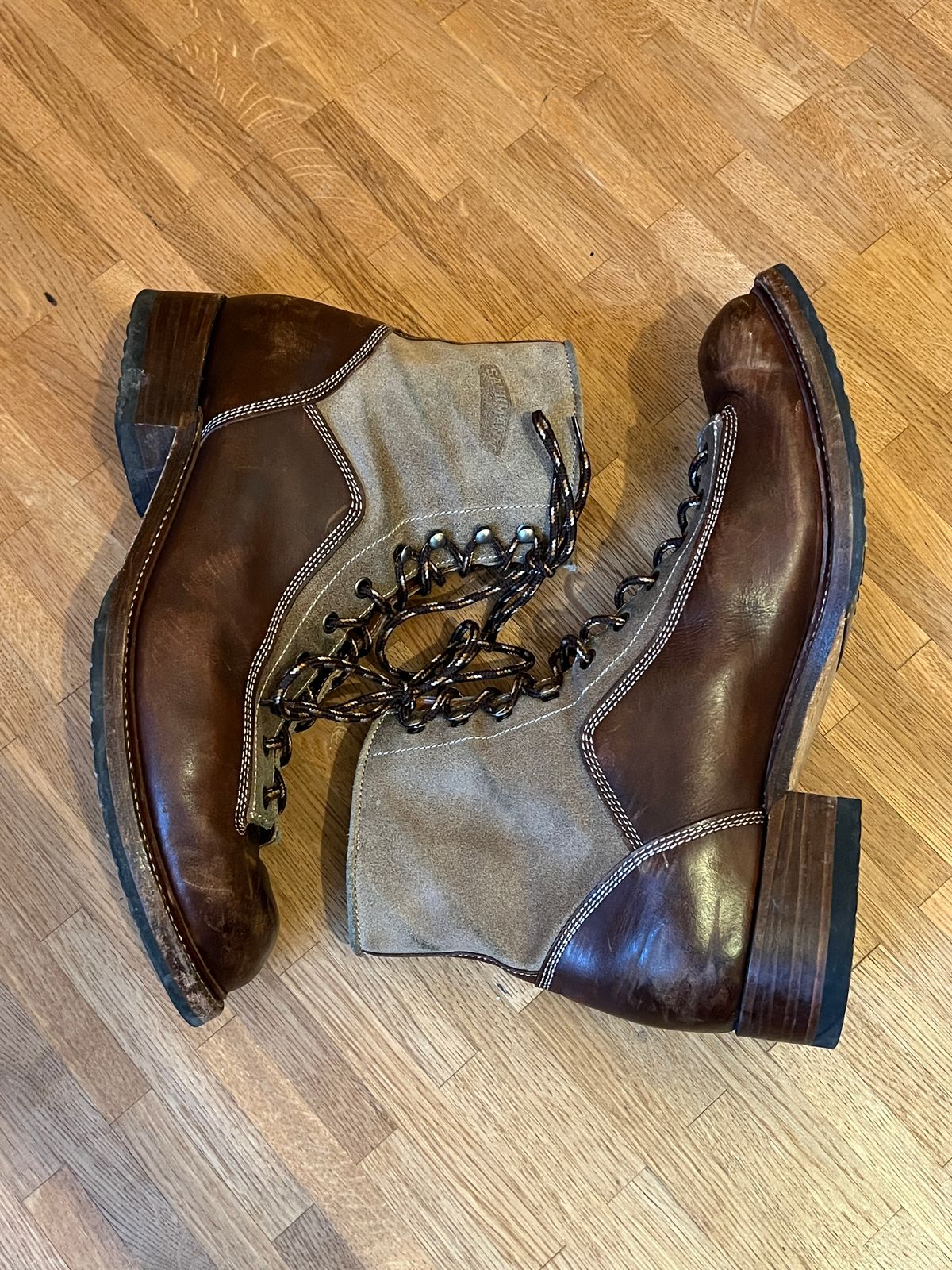 Photo by brunizam on December 2, 2025 of the Sandmann Quartermaster in Brown+swade.