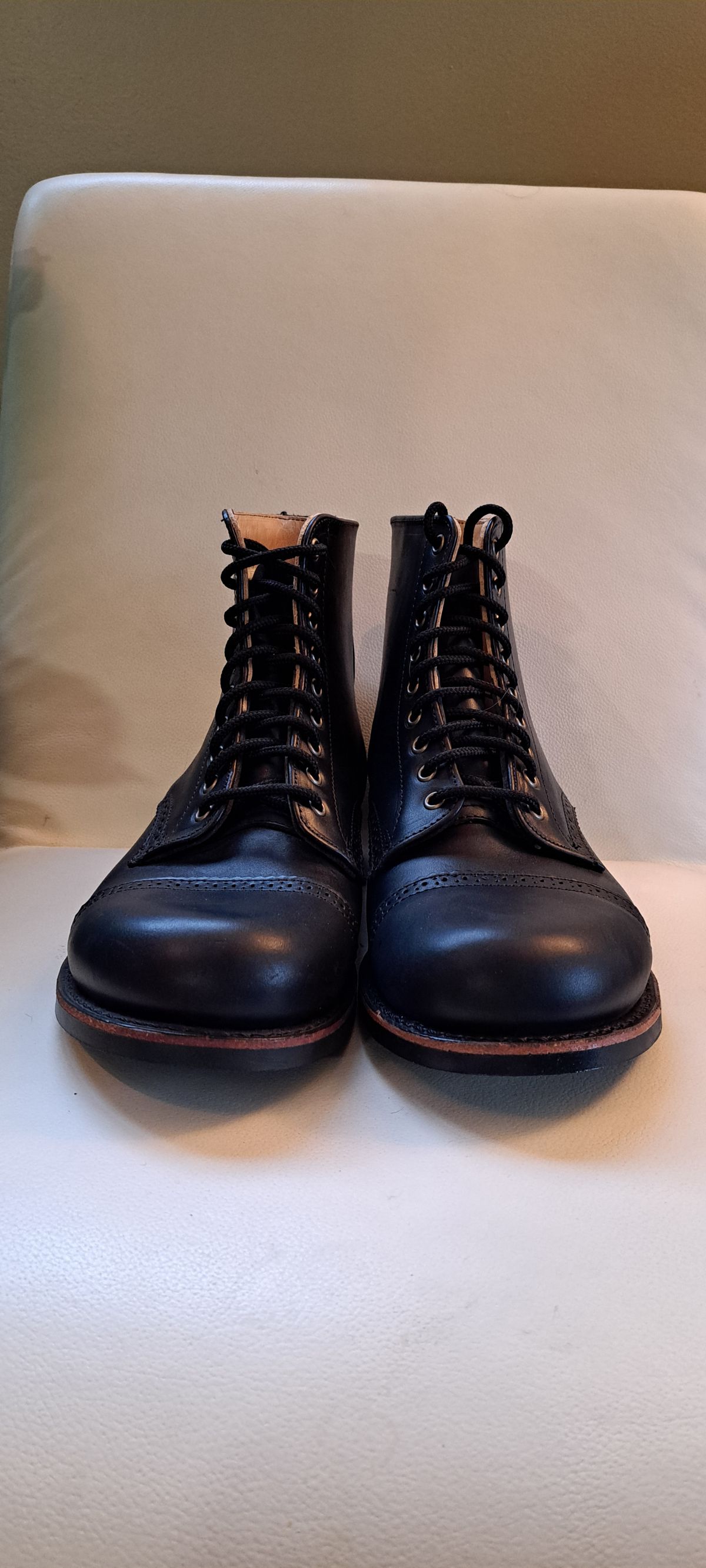 Photo by Roflround on October 4, 2024 of the Canada West Boots Canada West Boots / WM. Moorby 2821 in Horween Black Chromexcel.