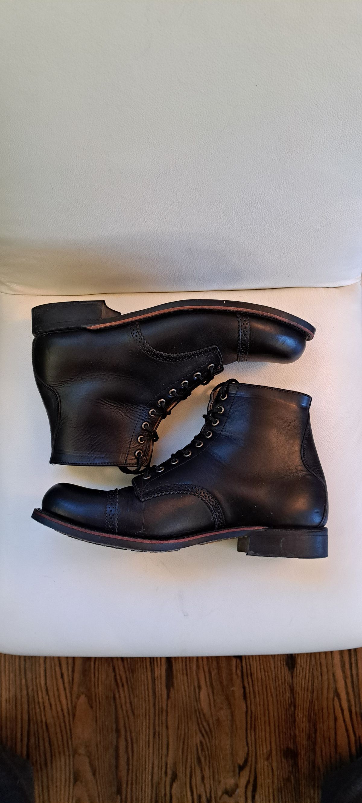 Photo by Roflround on November 3, 2024 of the Canada West Boots Canada West Boots / WM. Moorby 2821 in Horween Black Chromexcel.