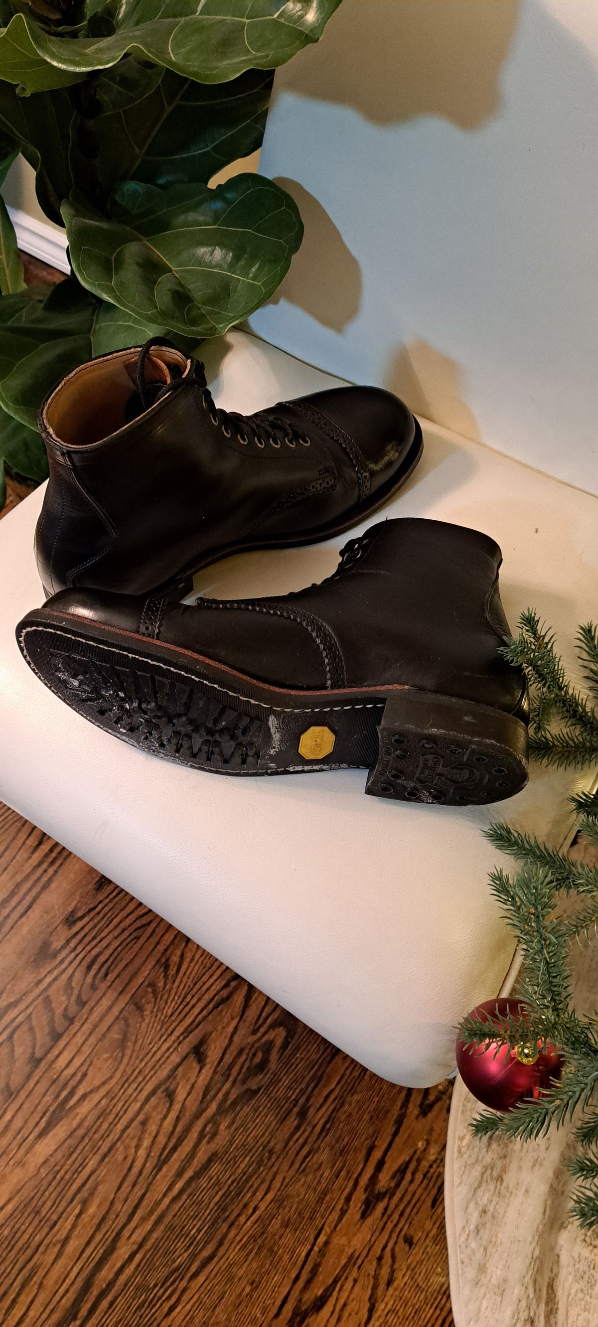 Photo by Roflround on December 6, 2024 of the Canada West Boots Canada West Boots / WM. Moorby 2821 in Horween Black Chromexcel.