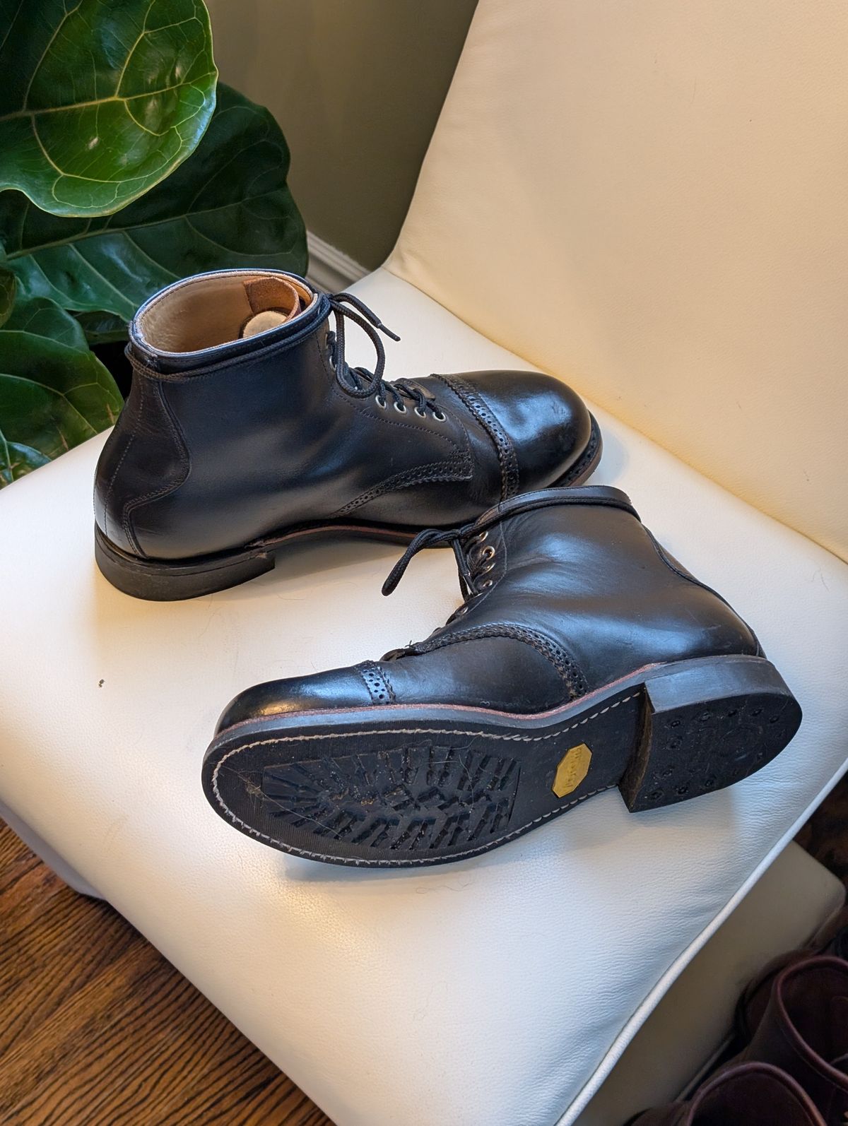 Photo by Roflround on January 5, 2025 of the Canada West Boots Canada West Boots / WM. Moorby 2821 in Horween Black Chromexcel.