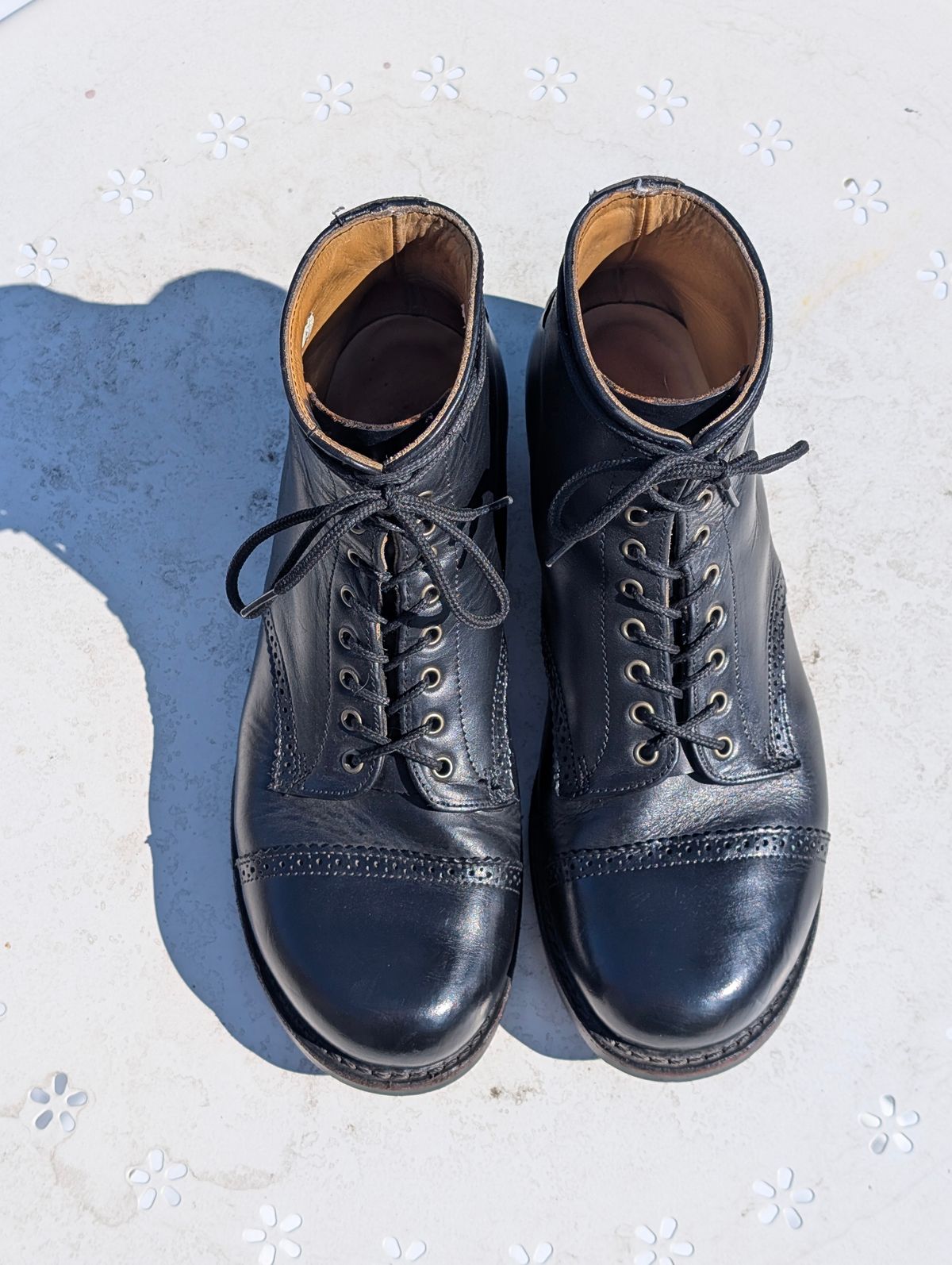 Photo by Roflround on April 3, 2025 of the Canada West Boots Canada West Boots / WM. Moorby 2821 in Horween Black Chromexcel.