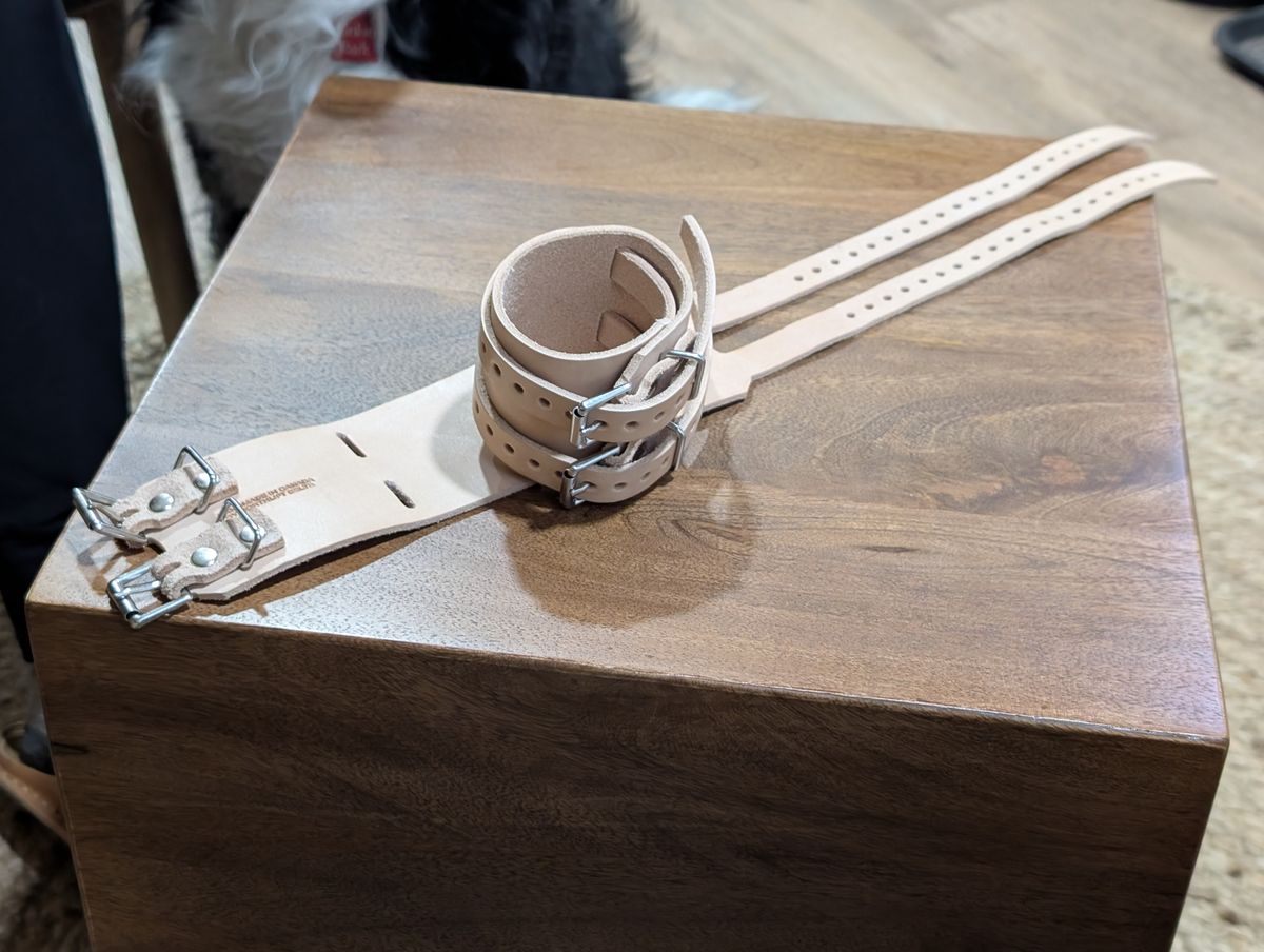 Photo by Roflround on October 4, 2025 of the Northlift Belts Wrist Wraps in Unknown Natural Veg Tan.