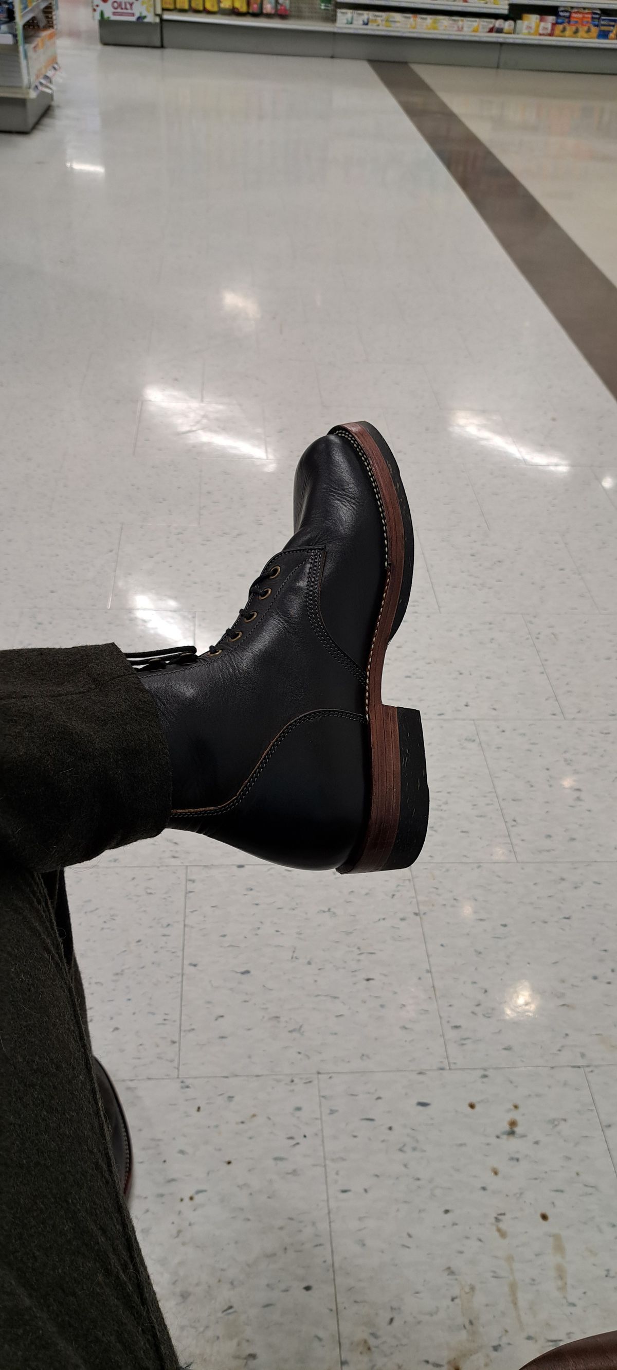 Photo by Roflround on December 13, 2024 of the Jakkrabbits Officer Boots in Natural Hand Dyed Black (Veg Tanned).