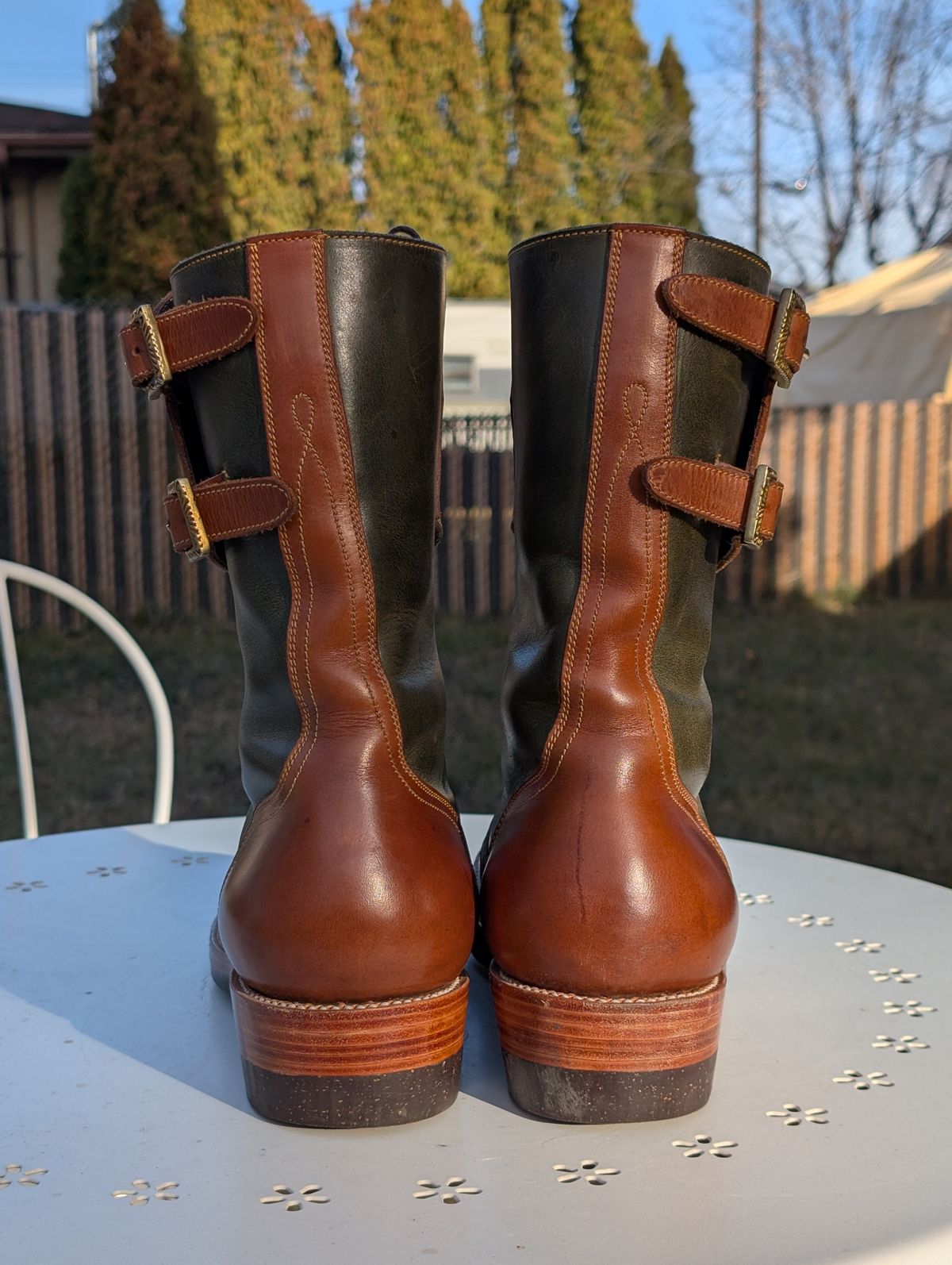 Photo by Roflround on November 5, 2025 of the Fortis Boots Custom Model in Indonesian Medium Brown Pull Up & Indonesian Olive.