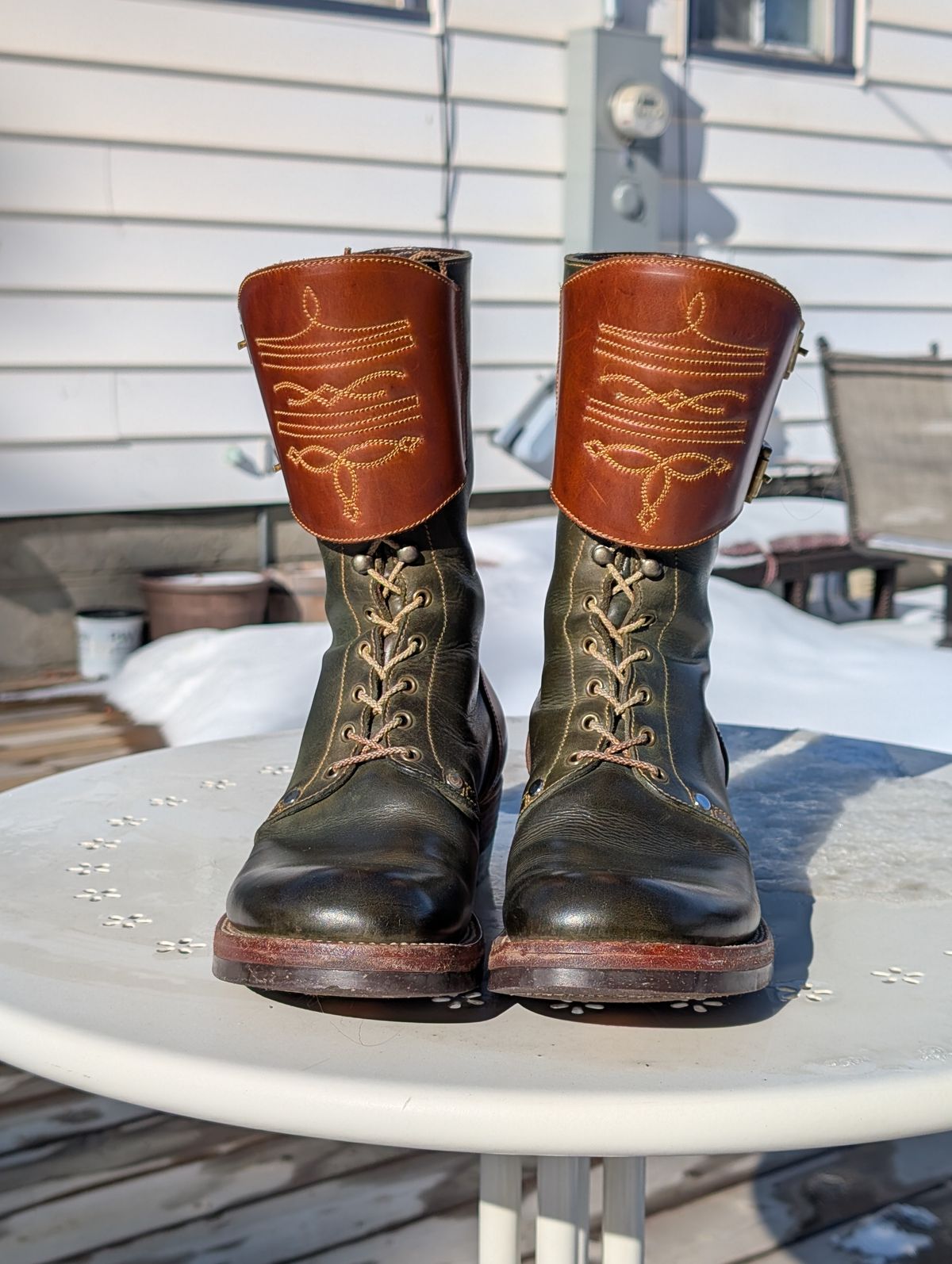 Photo by Roflround on March 5, 2026 of the Fortis Boots Custom Model in Indonesian Medium Brown Pull Up & Indonesian Olive.