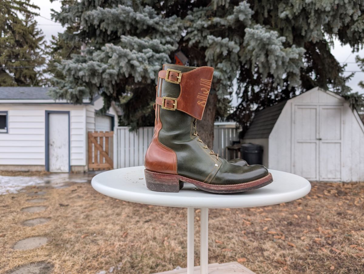 Photo by Roflround on April 5, 2026 of the Fortis Boots Custom Model in Indonesian Medium Brown Pull Up & Indonesian Olive.