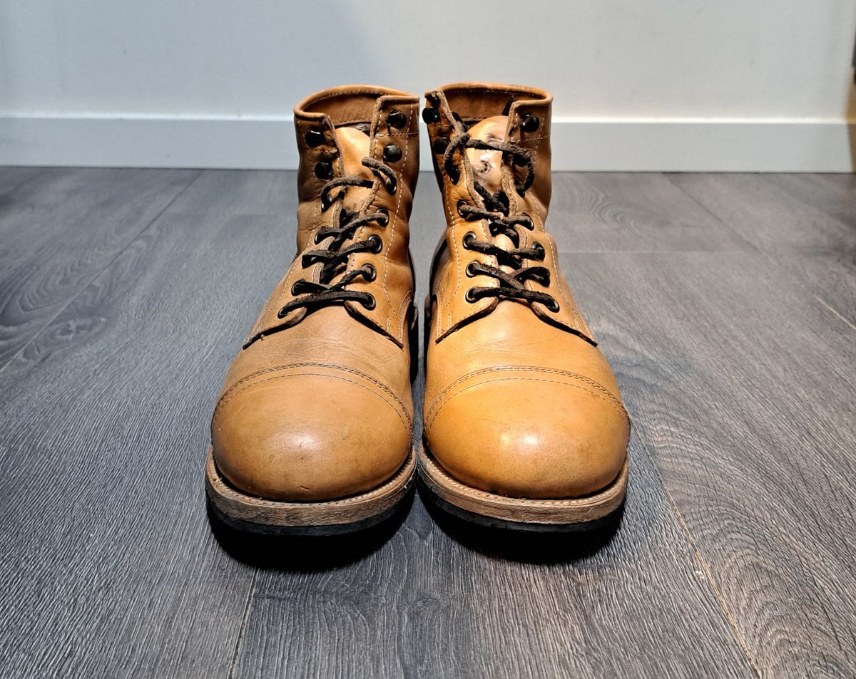 Photo by Roflround on March 6, 2024 of the Yor Boots Navigators in Unknown Leather.