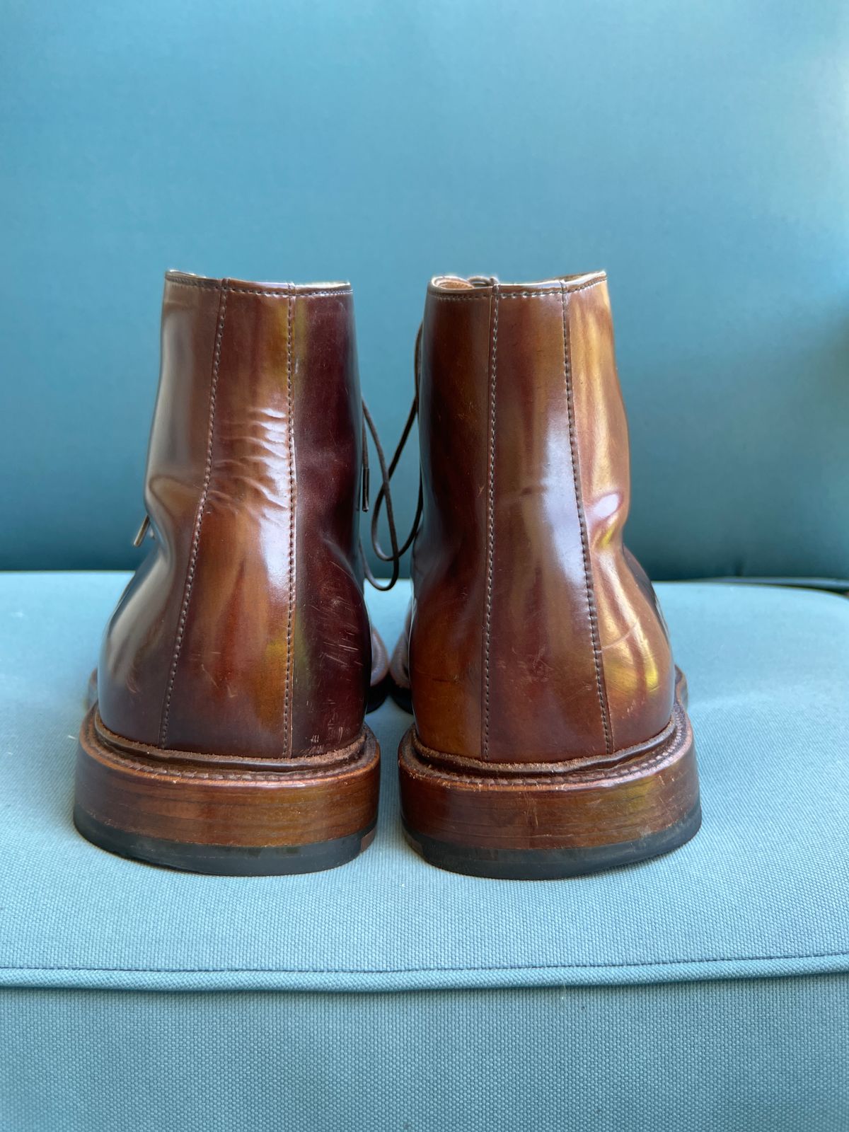 Photo by K_J_M_51 on November 3, 2022 of the Grant Stone Cap Toe Boot in Horween Marbled Color 8 Shell Cordovan.