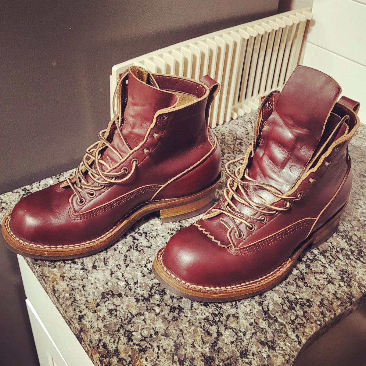 Photo by mr.himothy on October 2, 2023 of the White's 350 Cutter in Horween Burgundy Chromexcel.