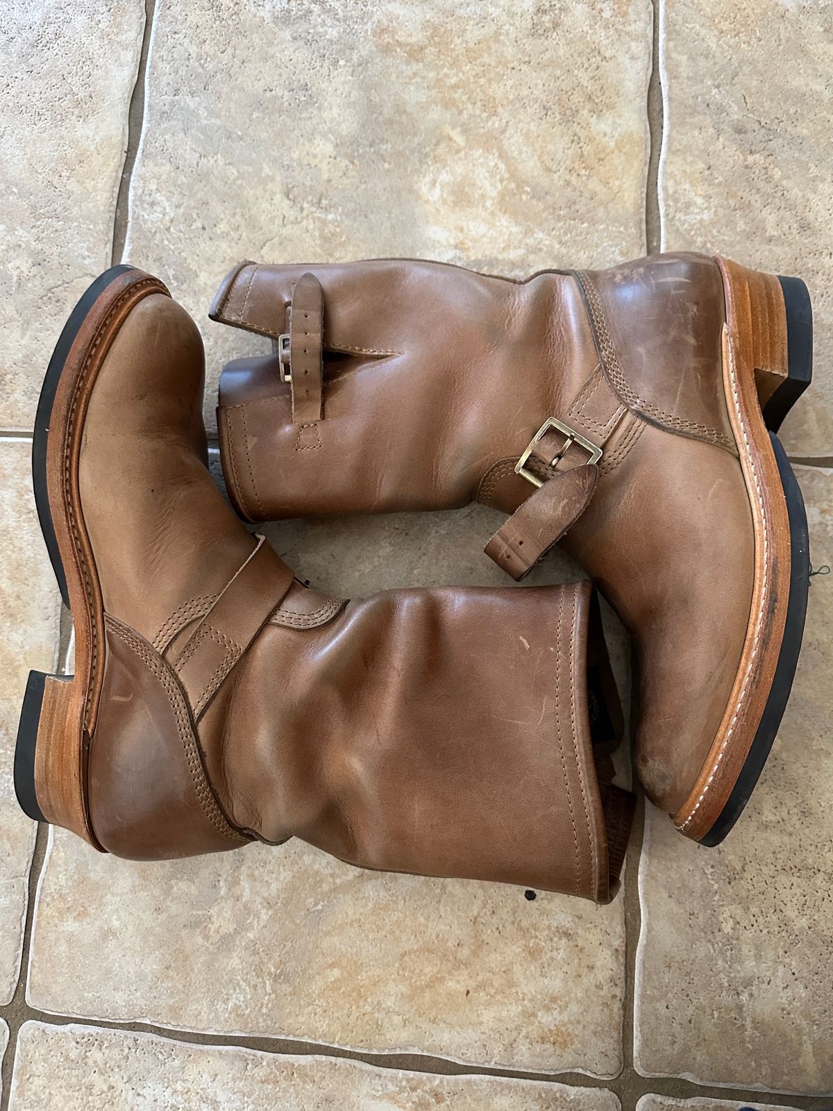 Photo by groverwear on March 4, 2023 of the John Lofgren Wabash Engineer Boots in Horween Natural Chromexcel.