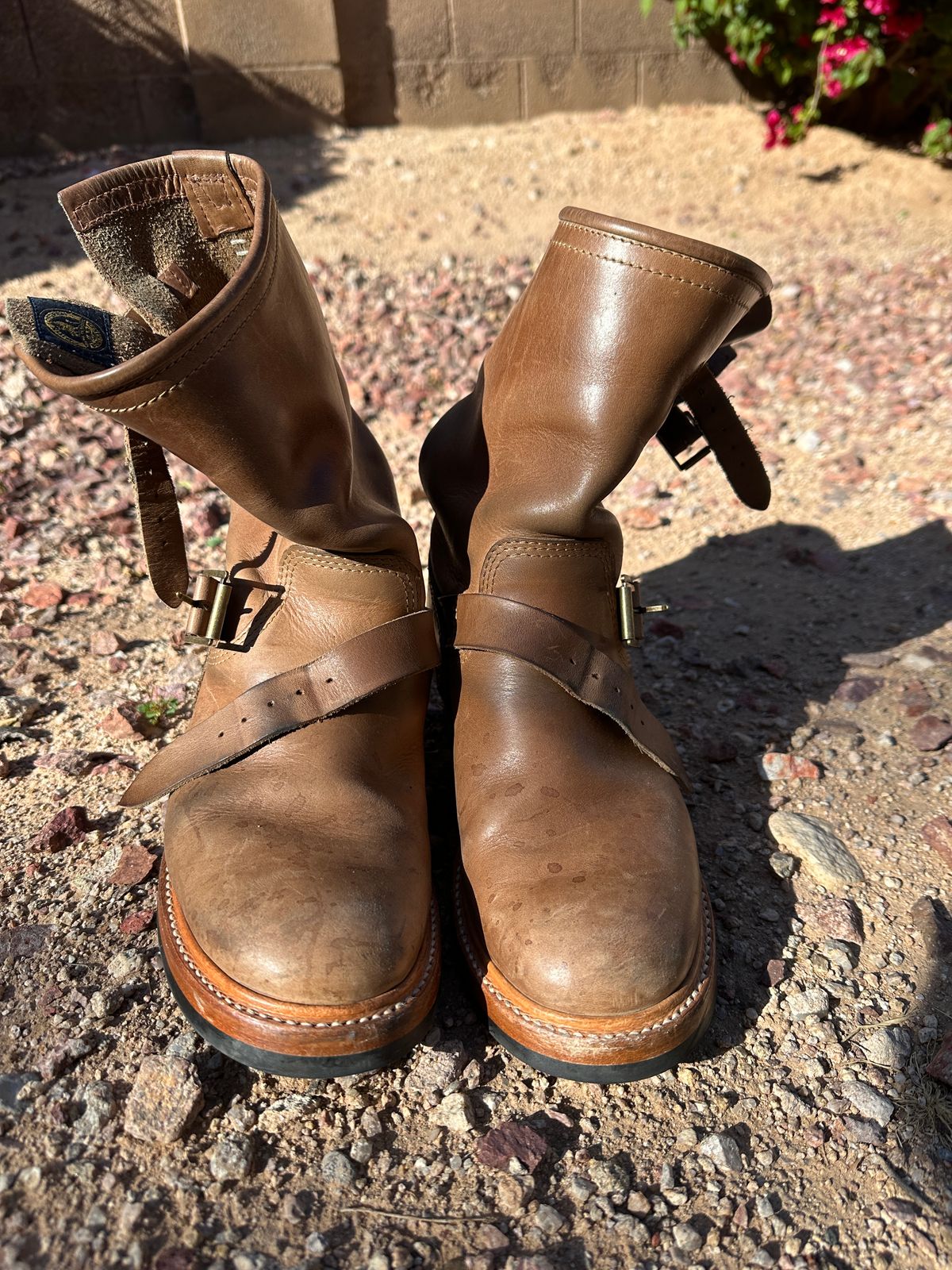 Photo by groverwear on April 5, 2023 of the John Lofgren Wabash Engineer Boots in Horween Natural Chromexcel.