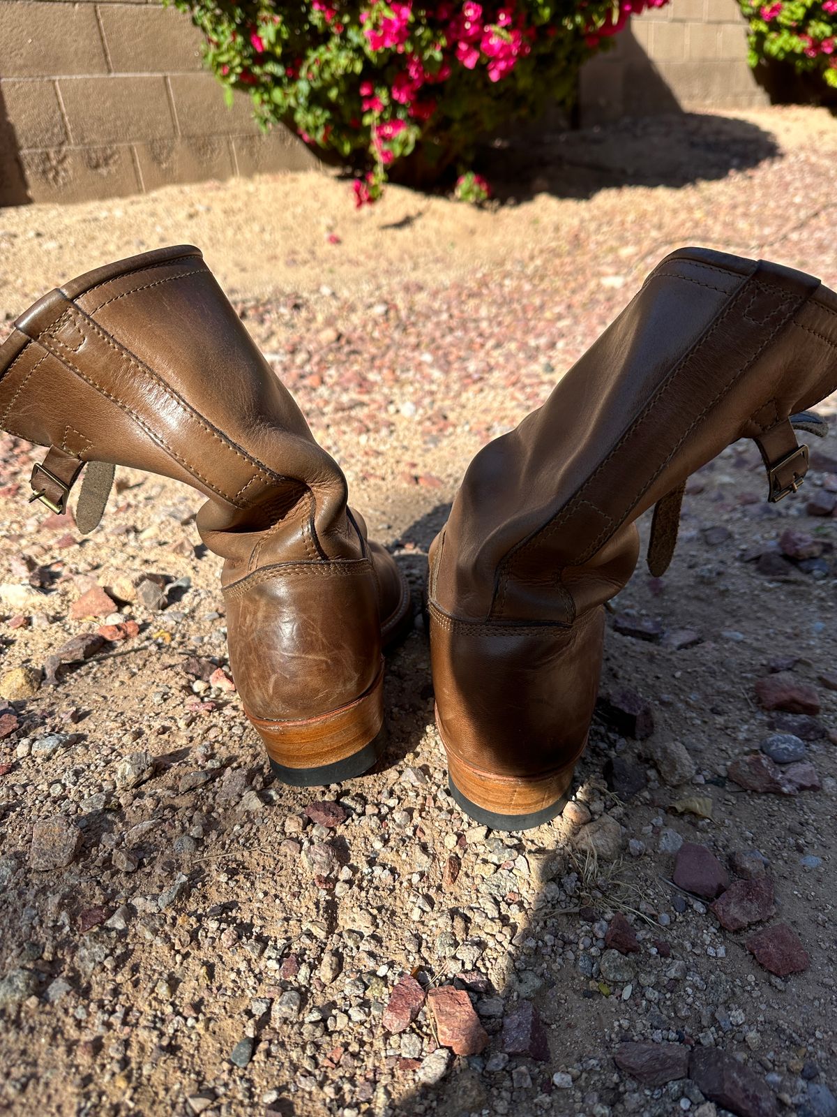Photo by groverwear on April 5, 2023 of the John Lofgren Wabash Engineer Boots in Horween Natural Chromexcel.