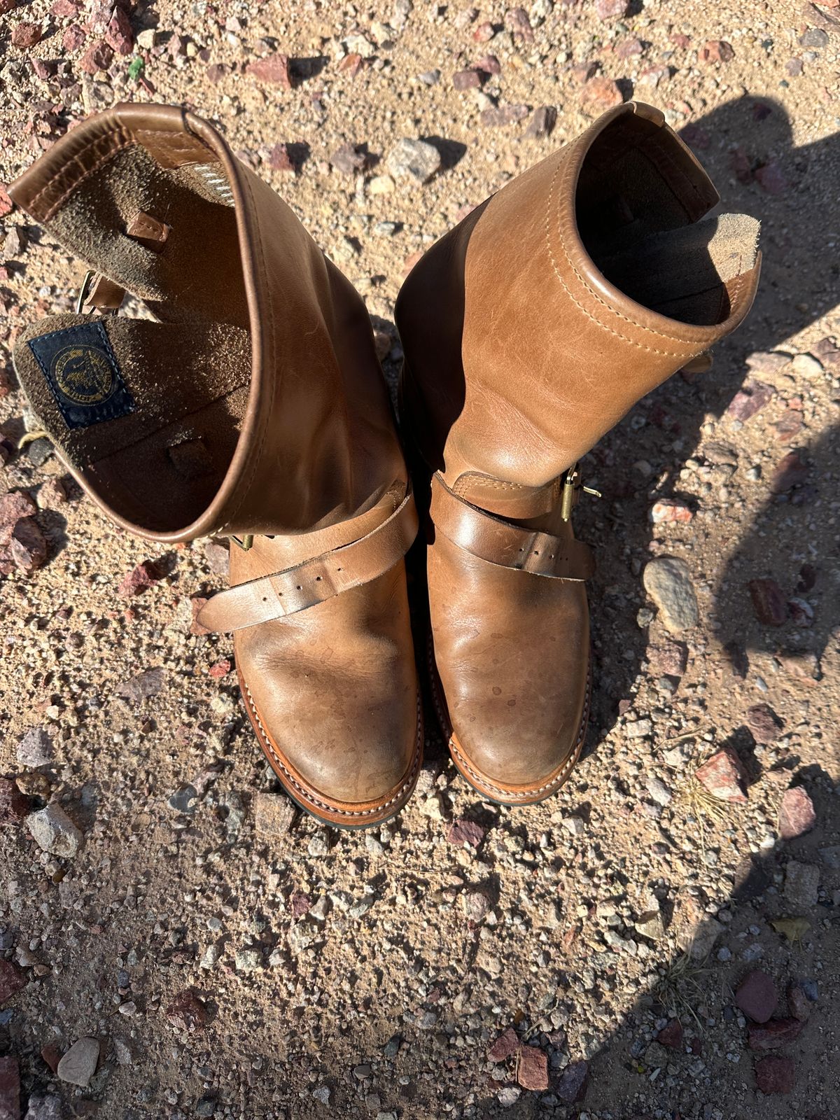 Photo by groverwear on April 5, 2023 of the John Lofgren Wabash Engineer Boots in Horween Natural Chromexcel.