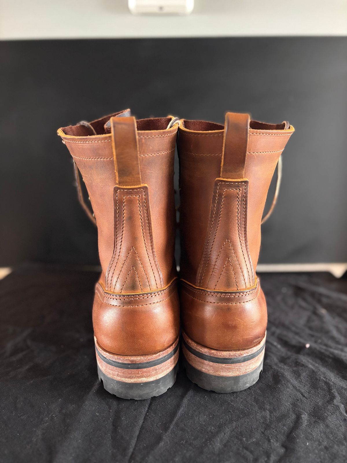 Photo by Qltyboots on March 1, 2025 of the Nicks Overlander in Horween Orange Predator.