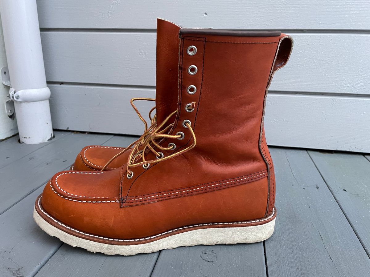 Photo by Qltyboots on December 1, 2022 of the Red Wing 8-Inch Classic Moc in S.B. Foot Oro Legacy.
