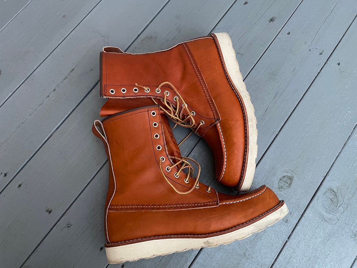 Photo by Qltyboots on December 1, 2022 of the Red Wing 8-Inch Classic Moc in S.B. Foot Oro Legacy.