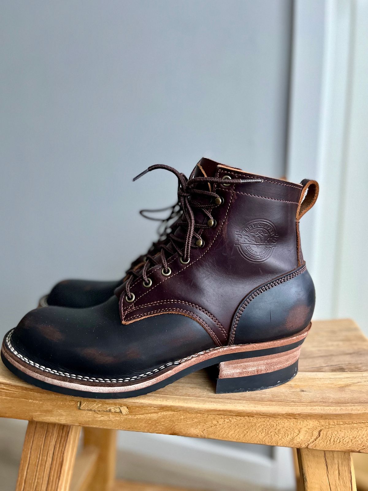 Photo by Qltyboots on February 1, 2024 of the Frank's Boots Wilshire in Seidel Mocha Oil Tan.