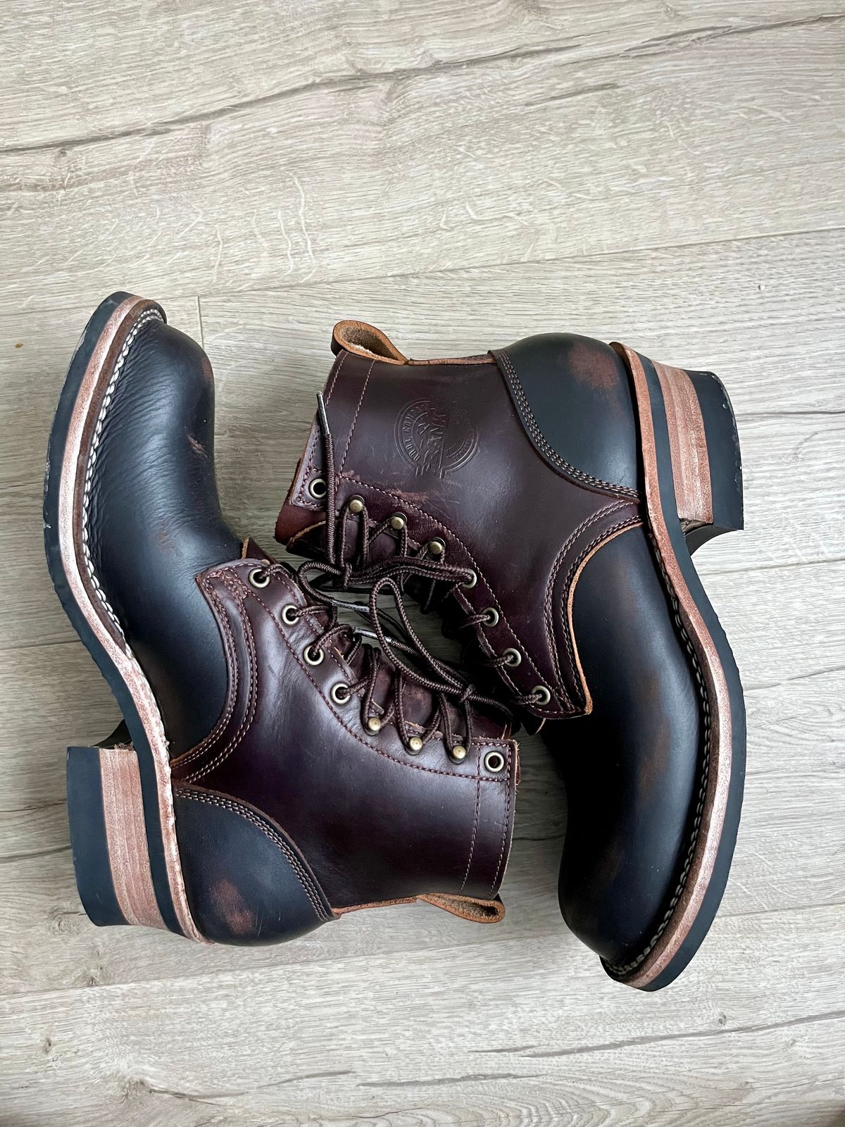 Photo by Qltyboots on February 1, 2024 of the Frank's Boots Wilshire in Seidel Mocha Oil Tan.