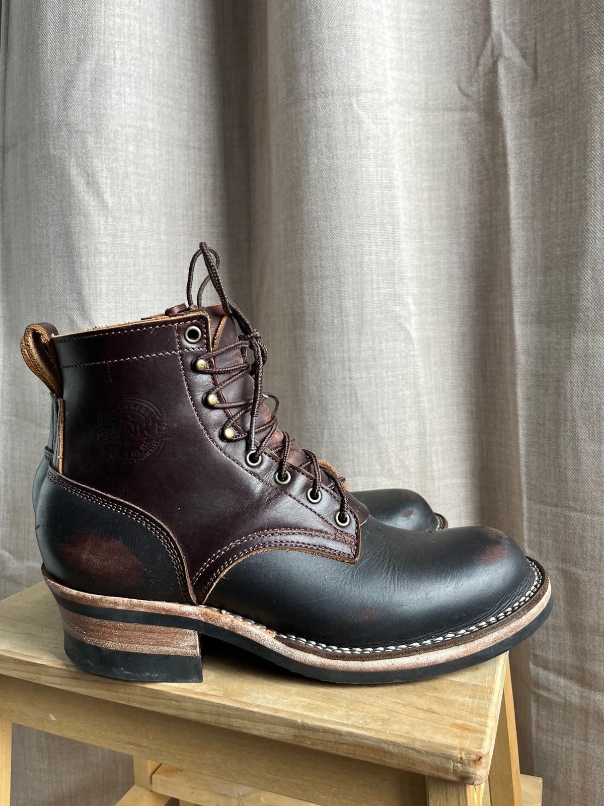 Photo by Qltyboots on March 1, 2024 of the Frank's Boots Wilshire in Seidel Mocha Oil Tan.