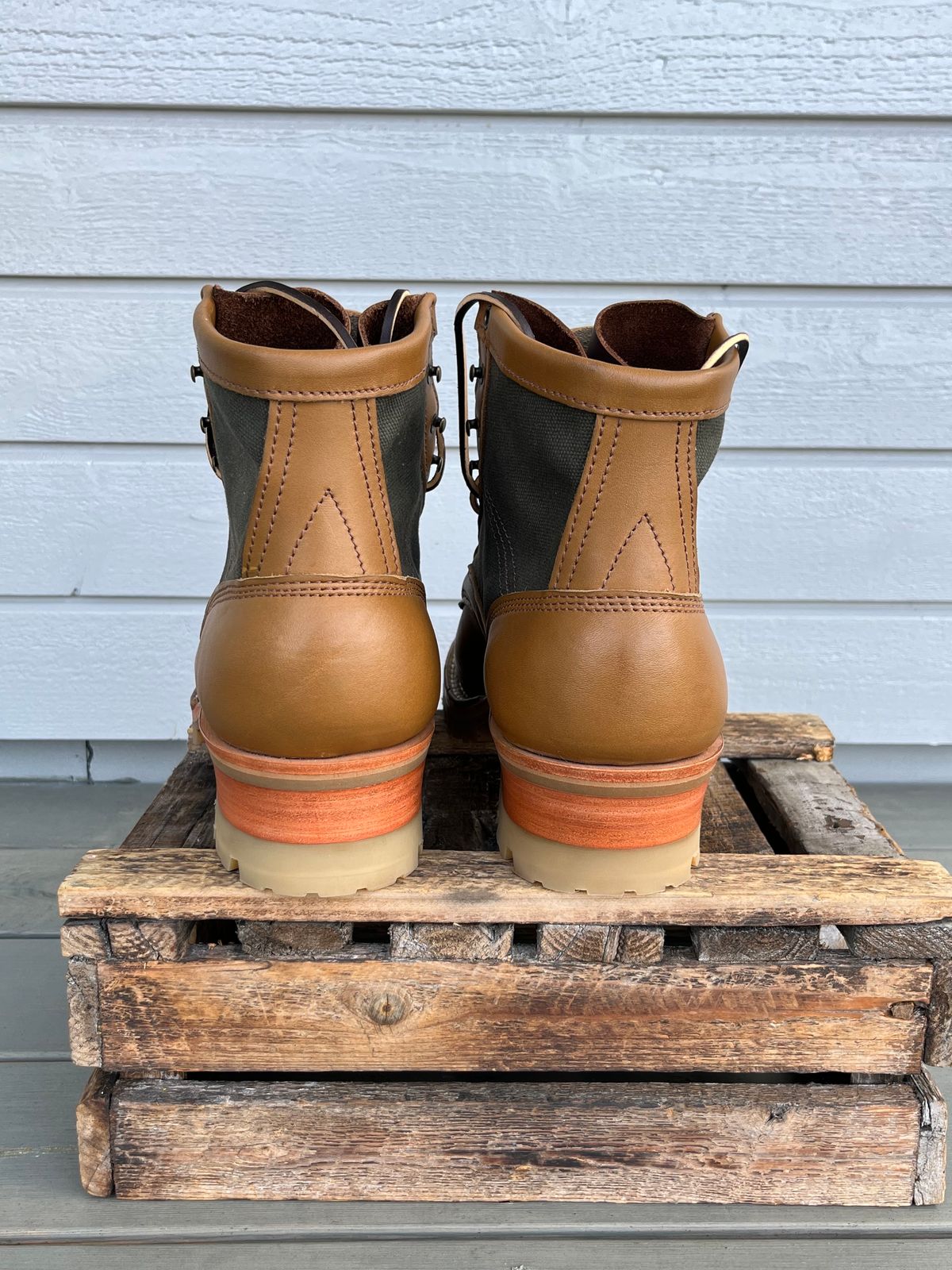 Photo by Qltyboots on October 1, 2023 of the Frank's Boots Ryker AT in Seidel Tan Teton.