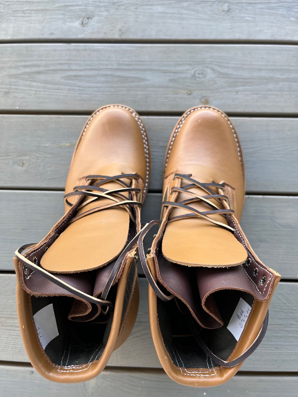 Photo by Qltyboots on October 1, 2023 of the Frank's Boots Ryker AT in Seidel Tan Teton.