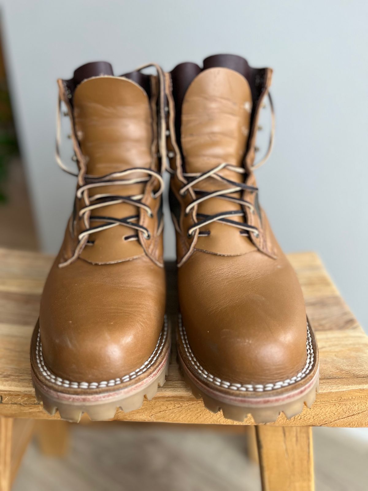 Photo by Qltyboots on November 1, 2023 of the Frank's Boots Ryker AT in Seidel Tan Teton.