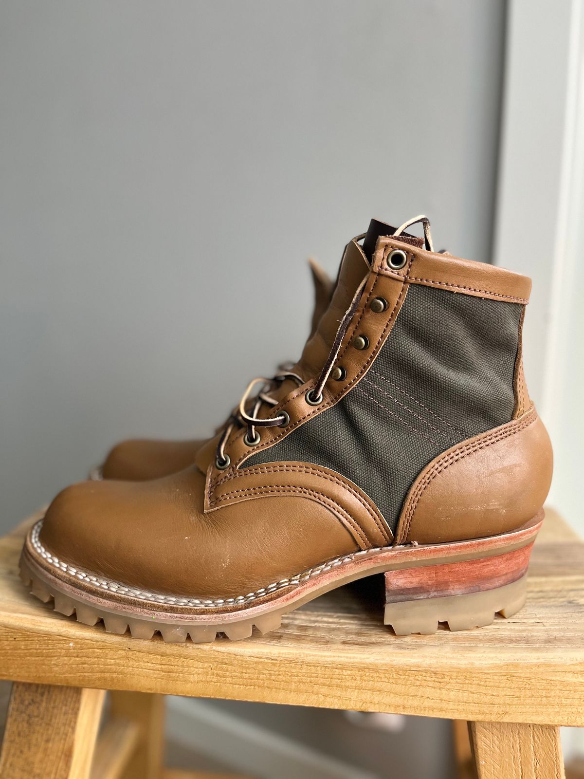 Photo by Qltyboots on December 1, 2023 of the Frank's Boots Ryker AT in Seidel Tan Teton.