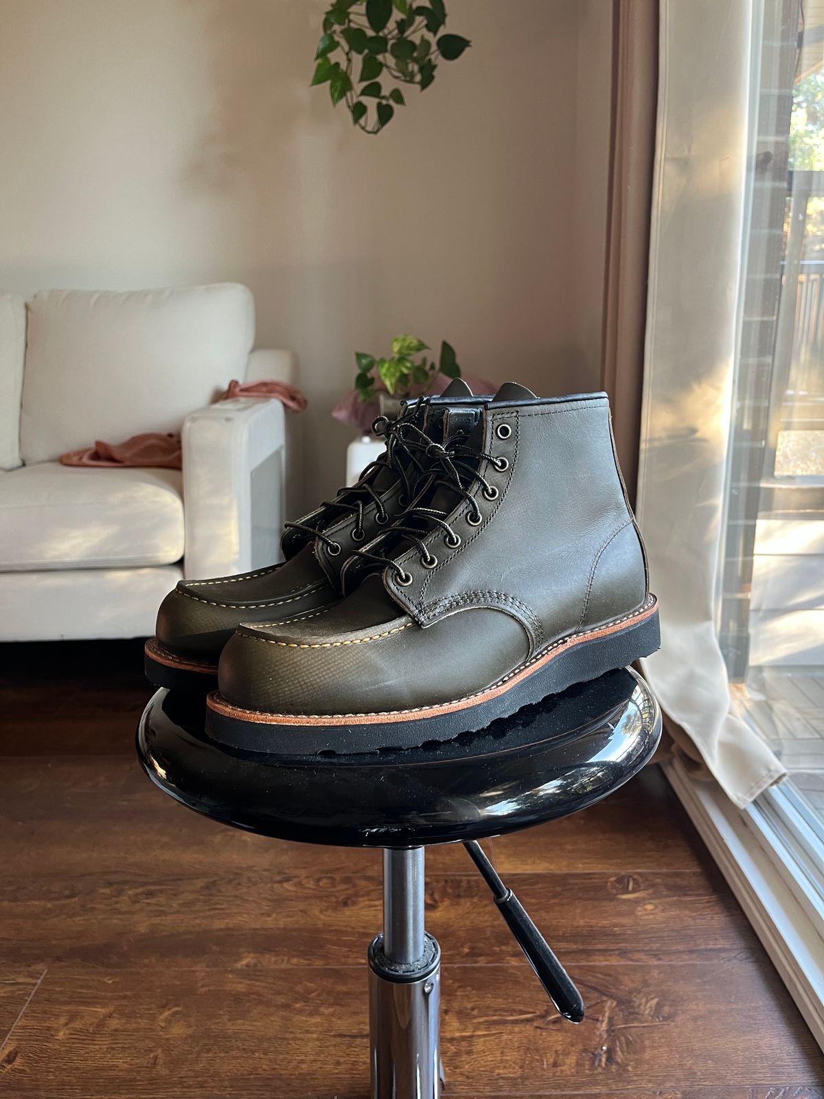 Photo by amekajihead on October 1, 2023 of the Red Wing 6-Inch Classic Moc in S.B. Foot Alpine Portage.