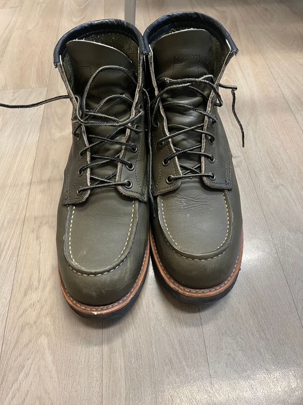 Photo by amekajihead on November 2, 2023 of the Red Wing 6-Inch Classic Moc in S.B. Foot Alpine Portage.